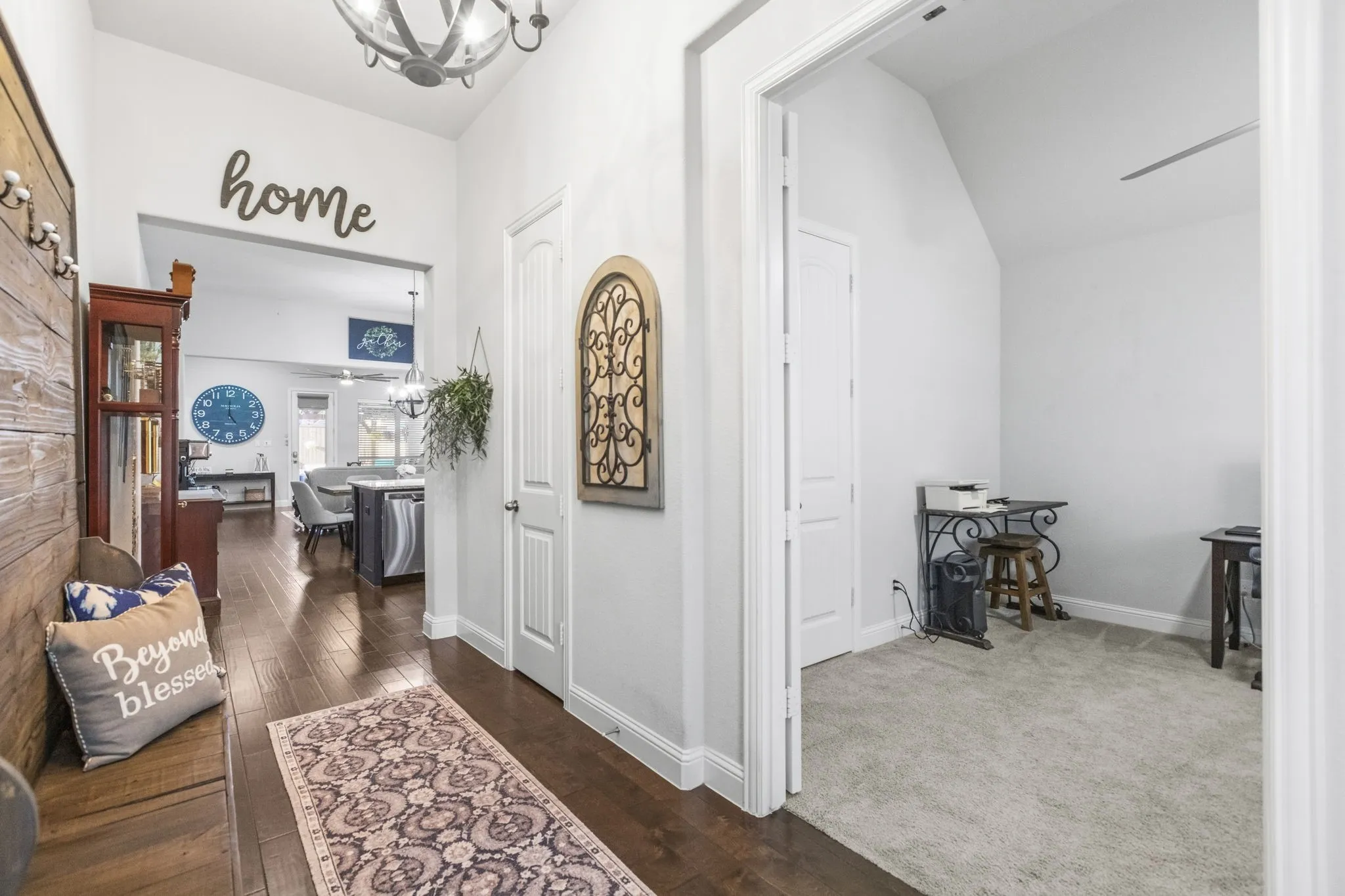 Single Family Residence For Sale in Denton County , 2525 Olive Branch Drive, Lewisville, Texas 75056, 3 Bedroom, 2 Bathroom, 2 Garage spaces, 2,157 Sqft, built in 2016, mls#21382604, Real Estate Agent in Lewisville, Homes For Sale in Denton county, Homes For Sale in Lewisville, Realtor in Lewisville Texas, Real Estate Brokerage Independent Realty Texas, Luminita Cordes Realtor