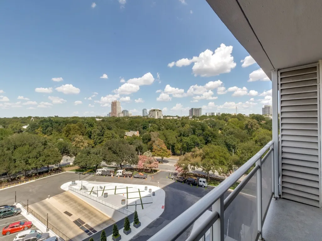 Condominium For Rent in Dallas County , 3883 Turtle Creek Boulevard 801, Dallas, Texas 75219, 1 Bedroom, 1 Bathroom, 1 Garage spaces, 862 Sqft, built in 1963, mls#21384031, Real Estate Agent in Dallas, Homes For Rent in Dallas county, Homes For Rent in Dallas, Realtor in Dallas Texas, Real Estate Brokerage Independent Realty Texas, Luminita Cordes Realtor