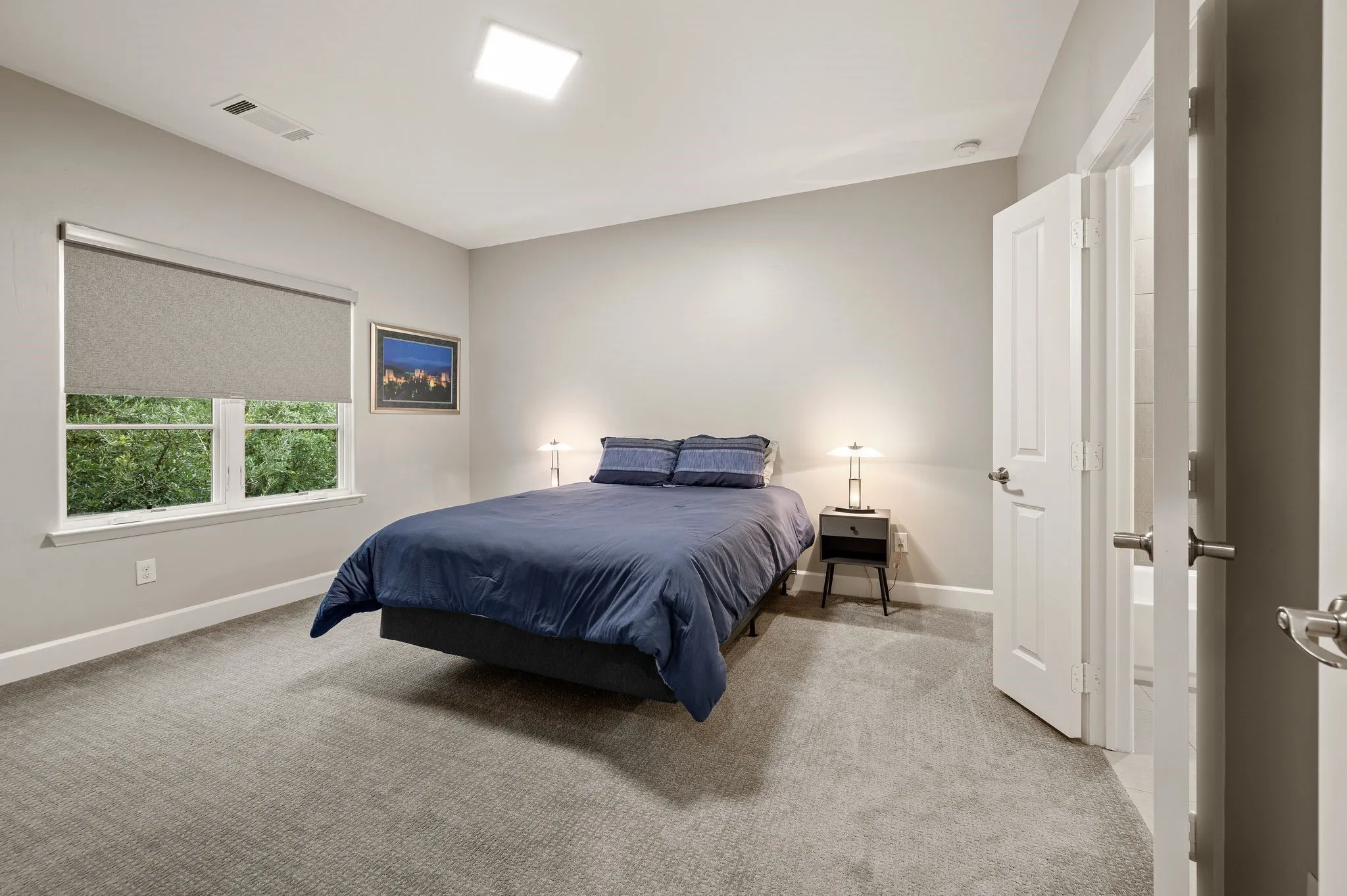 Single Family Residence For Sale in Dallas County , 6811 Del Norte Lane, Dallas, Texas 75225, 4 Bedroom, 5 Bathroom, 2 Garage spaces, 3,789 Sqft, built in 2015, mls#21382176, Real Estate Agent in Dallas, Homes For Sale in Dallas county, Homes For Sale in Dallas, Realtor in Dallas Texas, Real Estate Brokerage Independent Realty Texas, Luminita Cordes Realtor