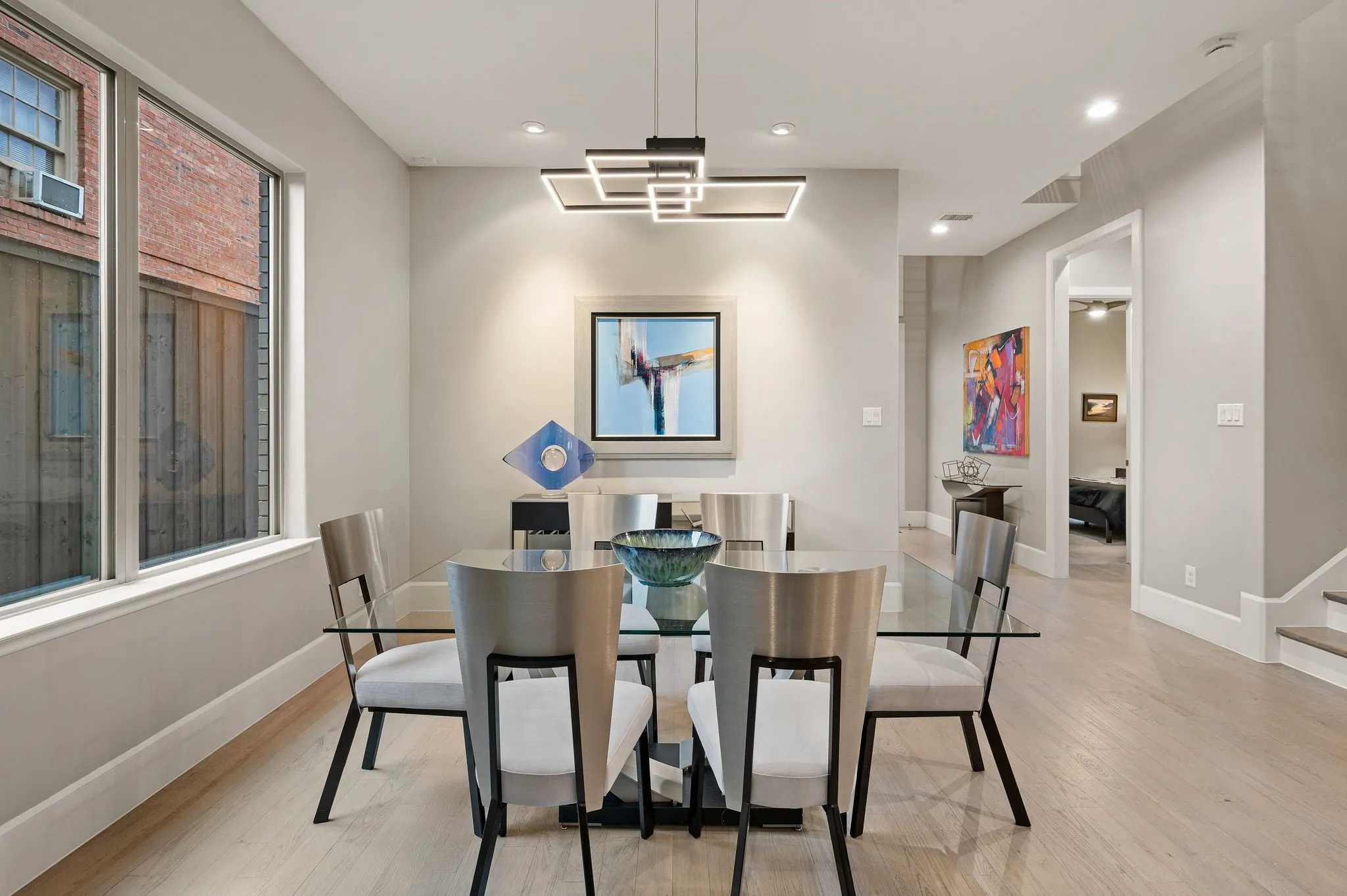 Single Family Residence For Sale in Dallas County , 6811 Del Norte Lane, Dallas, Texas 75225, 4 Bedroom, 5 Bathroom, 2 Garage spaces, 3,789 Sqft, built in 2015, mls#21382176, Real Estate Agent in Dallas, Homes For Sale in Dallas county, Homes For Sale in Dallas, Realtor in Dallas Texas, Real Estate Brokerage Independent Realty Texas, Luminita Cordes Realtor