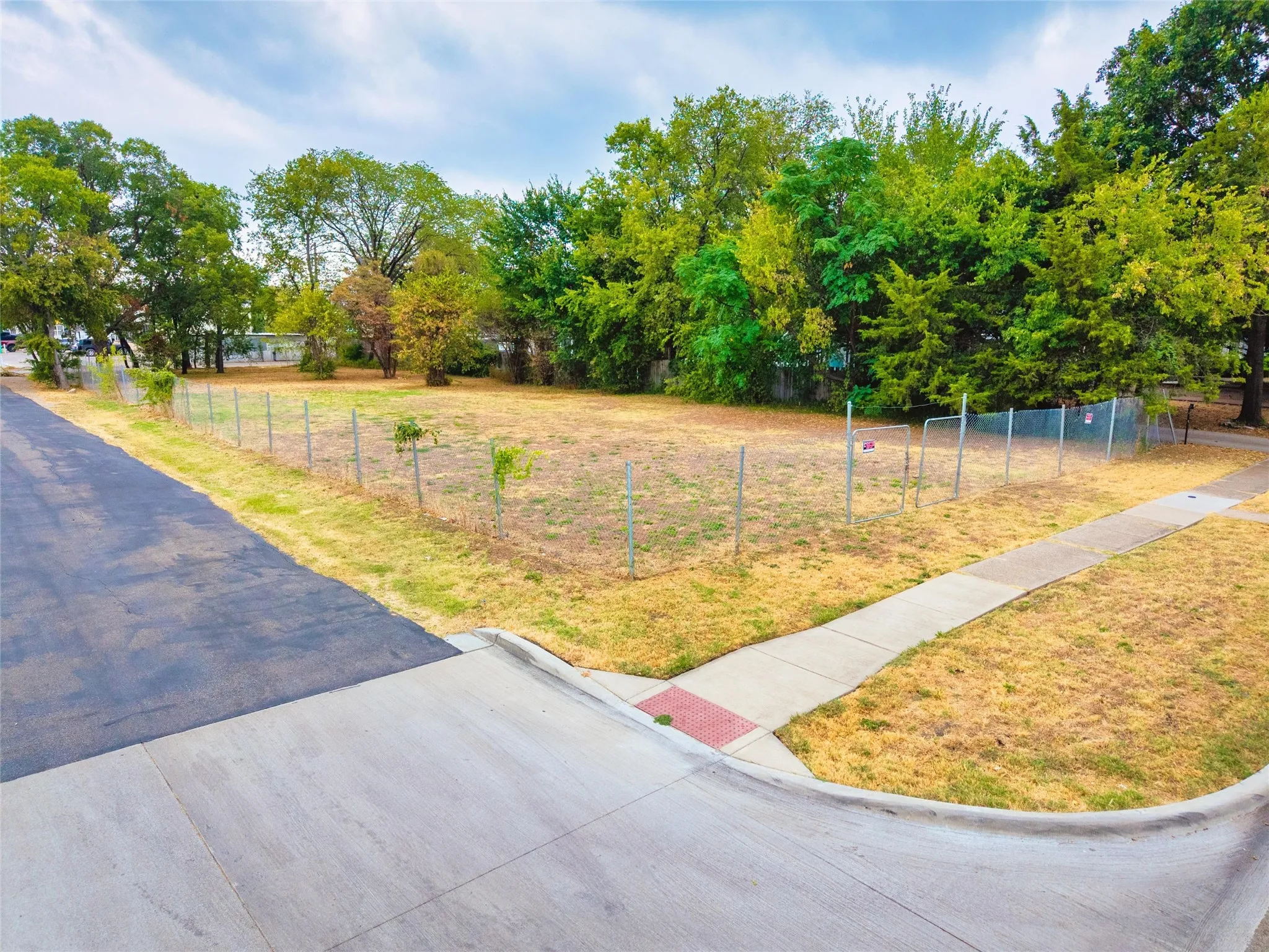 Unimproved Land For Sale in Dallas County , 4932 Reiger Avenue, Dallas, Texas 75214, 0, 0, Garage spaces, 0 Sqft, built in 0, mls#21380290, Real Estate Agent in Dallas, Homes For Sale in Dallas county, Homes For Sale in Dallas, Realtor in Dallas Texas, Real Estate Brokerage Independent Realty Texas, Luminita Cordes Realtor