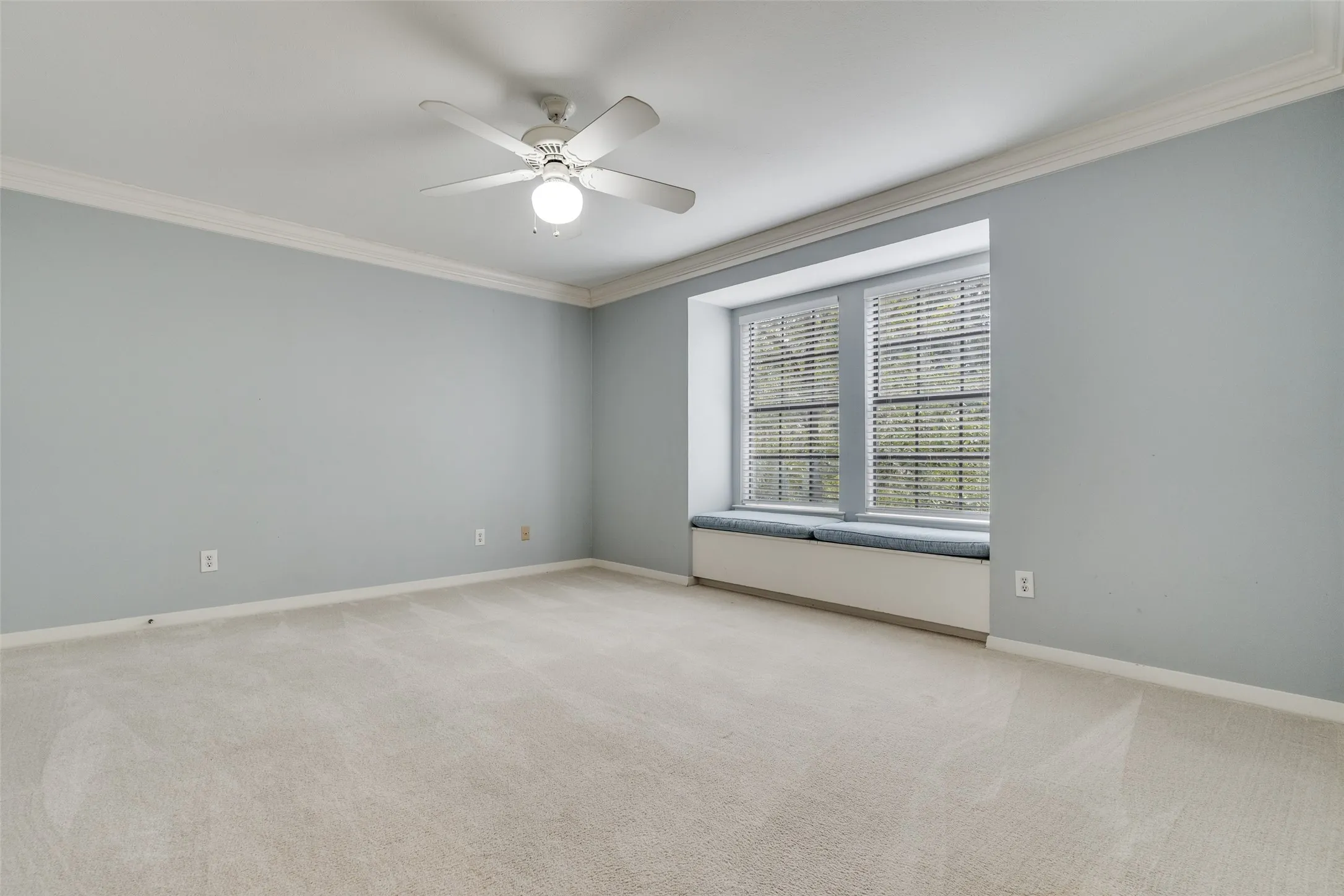 Single Family Residence For Rent in Dallas County , 3514 Harvard Avenue, Highland Park, Texas 75205, 5 Bedroom, 5 Bathroom, 2 Garage spaces, 3,690 Sqft, built in 1979, mls#21383963, Real Estate Agent in Highland Park, Homes For Rent in Dallas county, Homes For Rent in Highland Park, Realtor in Highland Park Texas, Real Estate Brokerage Independent Realty Texas, Luminita Cordes Realtor