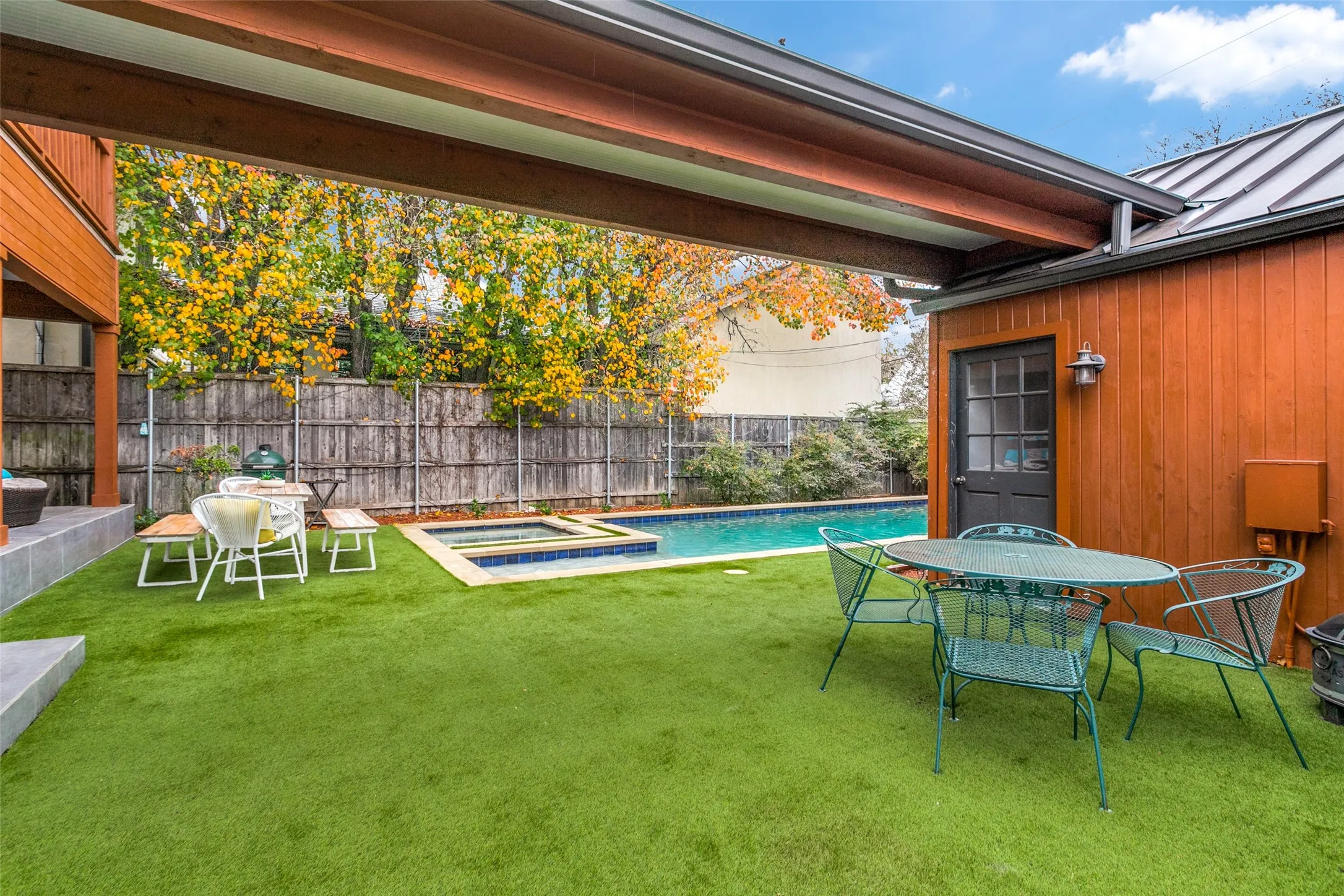Single Family Residence For Rent in Dallas County , 3514 Harvard Avenue, Highland Park, Texas 75205, 5 Bedroom, 5 Bathroom, 2 Garage spaces, 3,690 Sqft, built in 1979, mls#21383963, Real Estate Agent in Highland Park, Homes For Rent in Dallas county, Homes For Rent in Highland Park, Realtor in Highland Park Texas, Real Estate Brokerage Independent Realty Texas, Luminita Cordes Realtor
