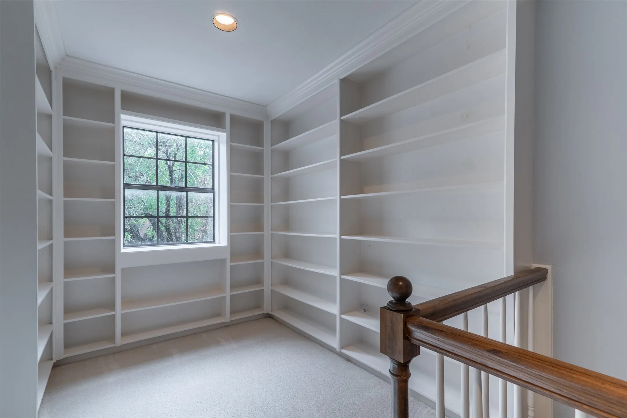 Single Family Residence For Rent in Dallas County , 3514 Harvard Avenue, Highland Park, Texas 75205, 5 Bedroom, 5 Bathroom, 2 Garage spaces, 3,690 Sqft, built in 1979, mls#21383963, Real Estate Agent in Highland Park, Homes For Rent in Dallas county, Homes For Rent in Highland Park, Realtor in Highland Park Texas, Real Estate Brokerage Independent Realty Texas, Luminita Cordes Realtor