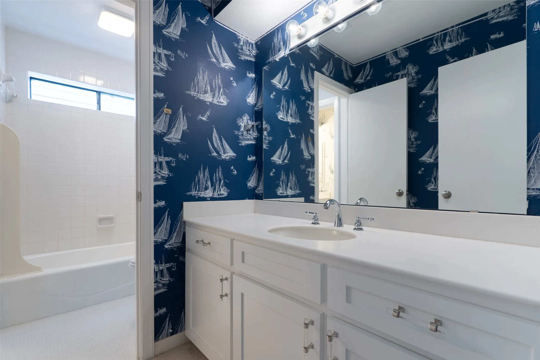 Single Family Residence For Rent in Dallas County , 3514 Harvard Avenue, Highland Park, Texas 75205, 5 Bedroom, 5 Bathroom, 2 Garage spaces, 3,690 Sqft, built in 1979, mls#21383963, Real Estate Agent in Highland Park, Homes For Rent in Dallas county, Homes For Rent in Highland Park, Realtor in Highland Park Texas, Real Estate Brokerage Independent Realty Texas, Luminita Cordes Realtor