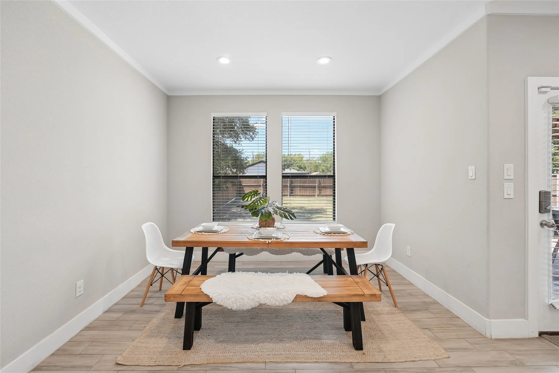 Single Family Residence For Sale in Dallas County , 4001 Abilene Street, Dallas, Texas 75212, 4 Bedroom, 3 Bathroom, 2 Garage spaces, 2,539 Sqft, built in 2019, mls#21382258, Real Estate Agent in Dallas, Homes For Sale in Dallas county, Homes For Sale in Dallas, Realtor in Dallas Texas, Real Estate Brokerage Independent Realty Texas, Luminita Cordes Realtor