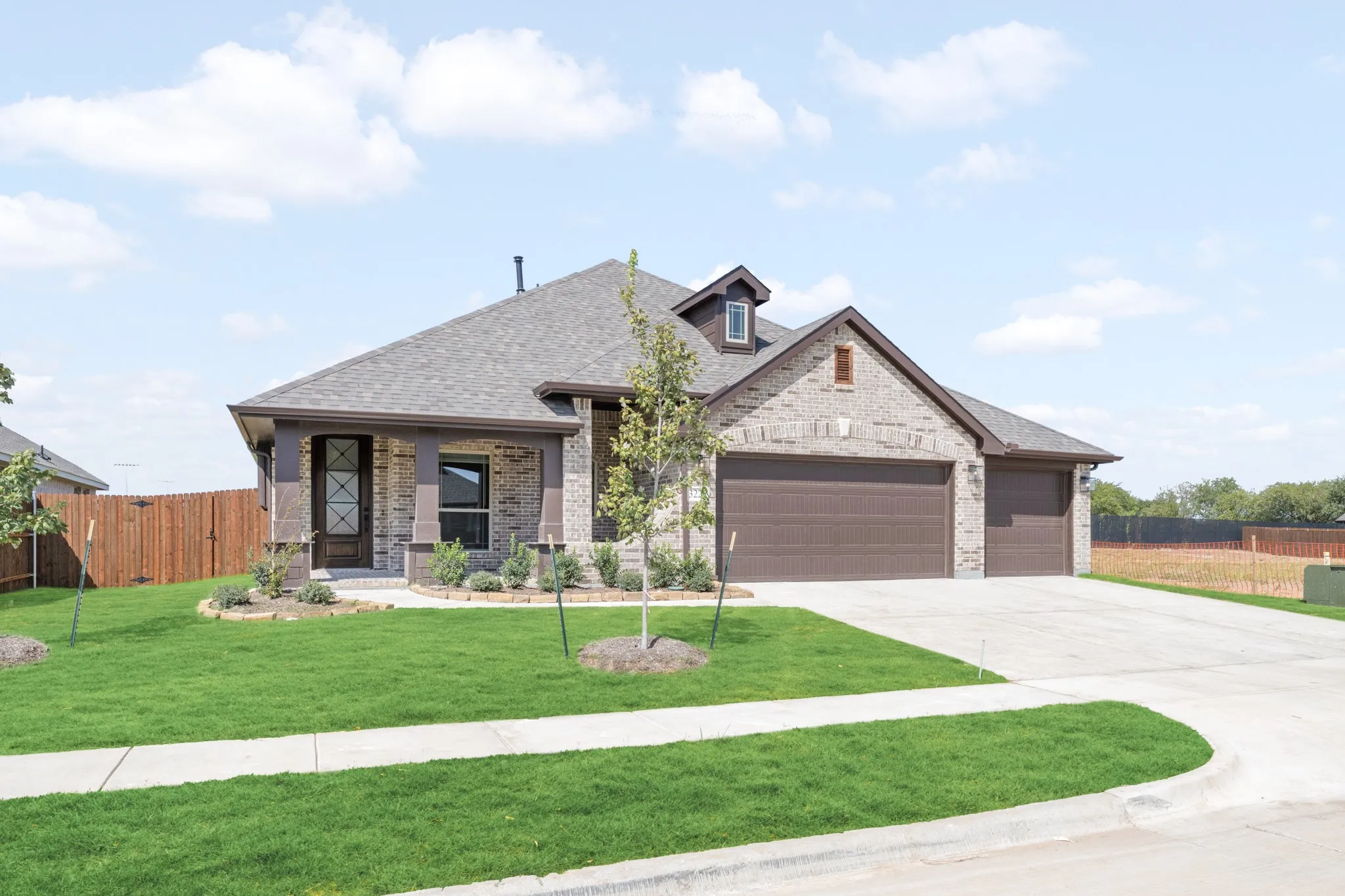 Single Family Residence For Sale in Ellis County , 3225 Fraser Drive, Glenn Heights, Texas 75154, 4 Bedroom, 3 Bathroom, 3 Garage spaces, 2,333 Sqft, built in 2026, mls#21383158, Real Estate Agent in Glenn Heights, Homes For Sale in Ellis county, Homes For Sale in Glenn Heights, Realtor in Glenn Heights Texas, Real Estate Brokerage Independent Realty Texas, Luminita Cordes Realtor
