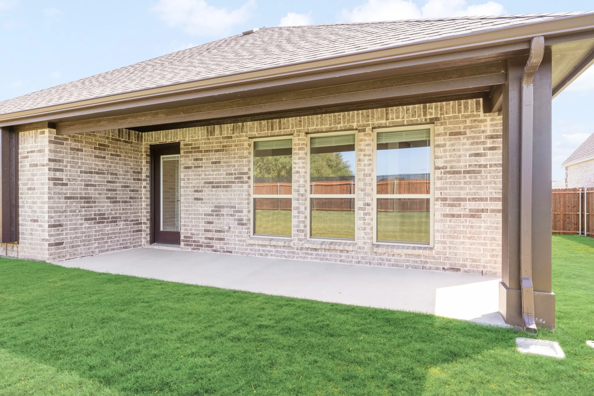 Single Family Residence For Sale in Ellis County , 3225 Fraser Drive, Glenn Heights, Texas 75154, 4 Bedroom, 3 Bathroom, 3 Garage spaces, 2,333 Sqft, built in 2026, mls#21383158, Real Estate Agent in Glenn Heights, Homes For Sale in Ellis county, Homes For Sale in Glenn Heights, Realtor in Glenn Heights Texas, Real Estate Brokerage Independent Realty Texas, Luminita Cordes Realtor