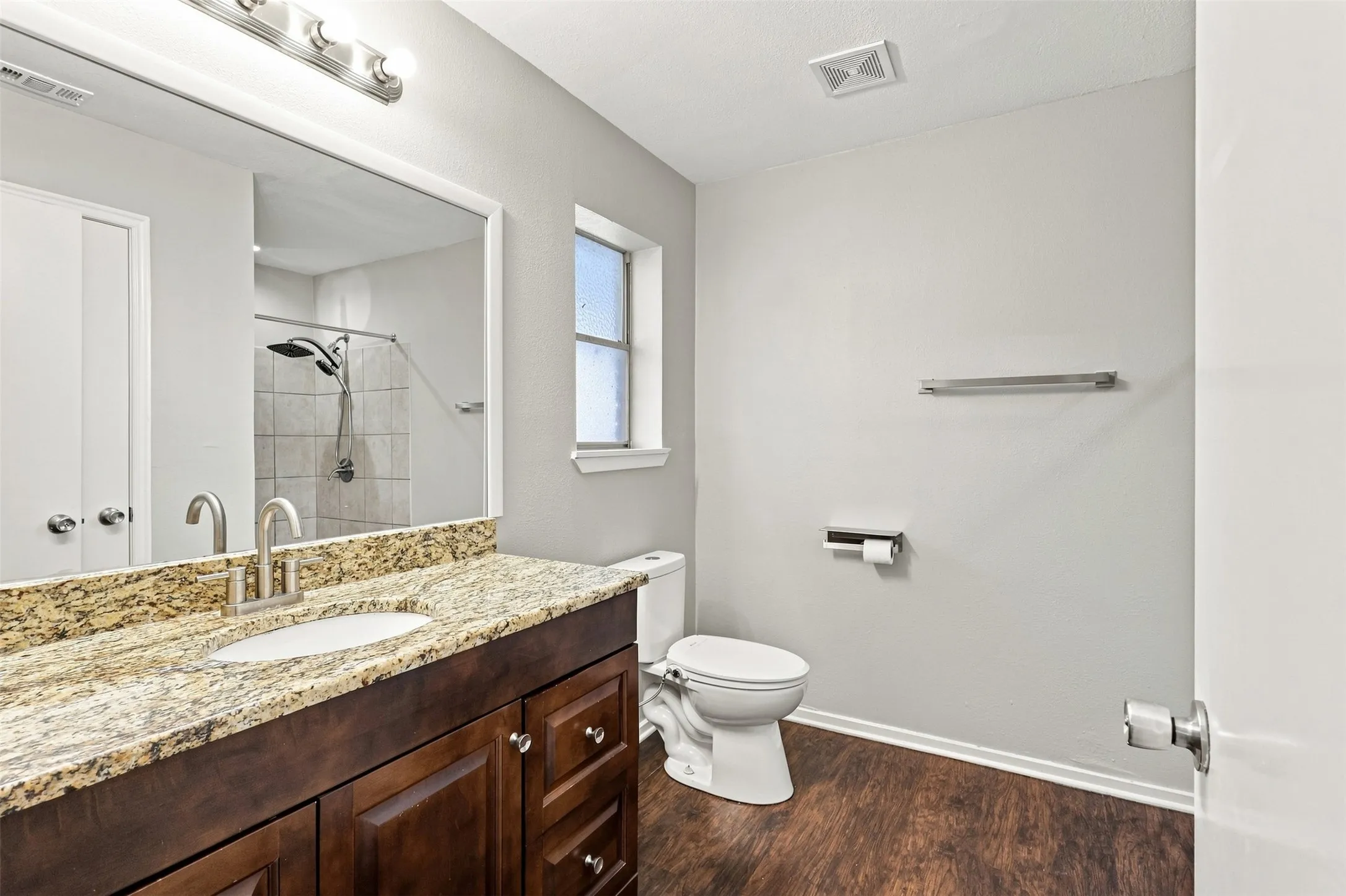Single Family Residence For Sale in Tarrant County , 7544 Monterrey Drive, Fort Worth, Texas 76112, 4 Bedroom, 2 Bathroom, 2 Garage spaces, 2,099 Sqft, built in 1966, mls#21383983, Real Estate Agent in Fort Worth, Homes For Sale in Tarrant county, Homes For Sale in Fort Worth, Realtor in Fort Worth Texas, Real Estate Brokerage Independent Realty Texas, Luminita Cordes Realtor
