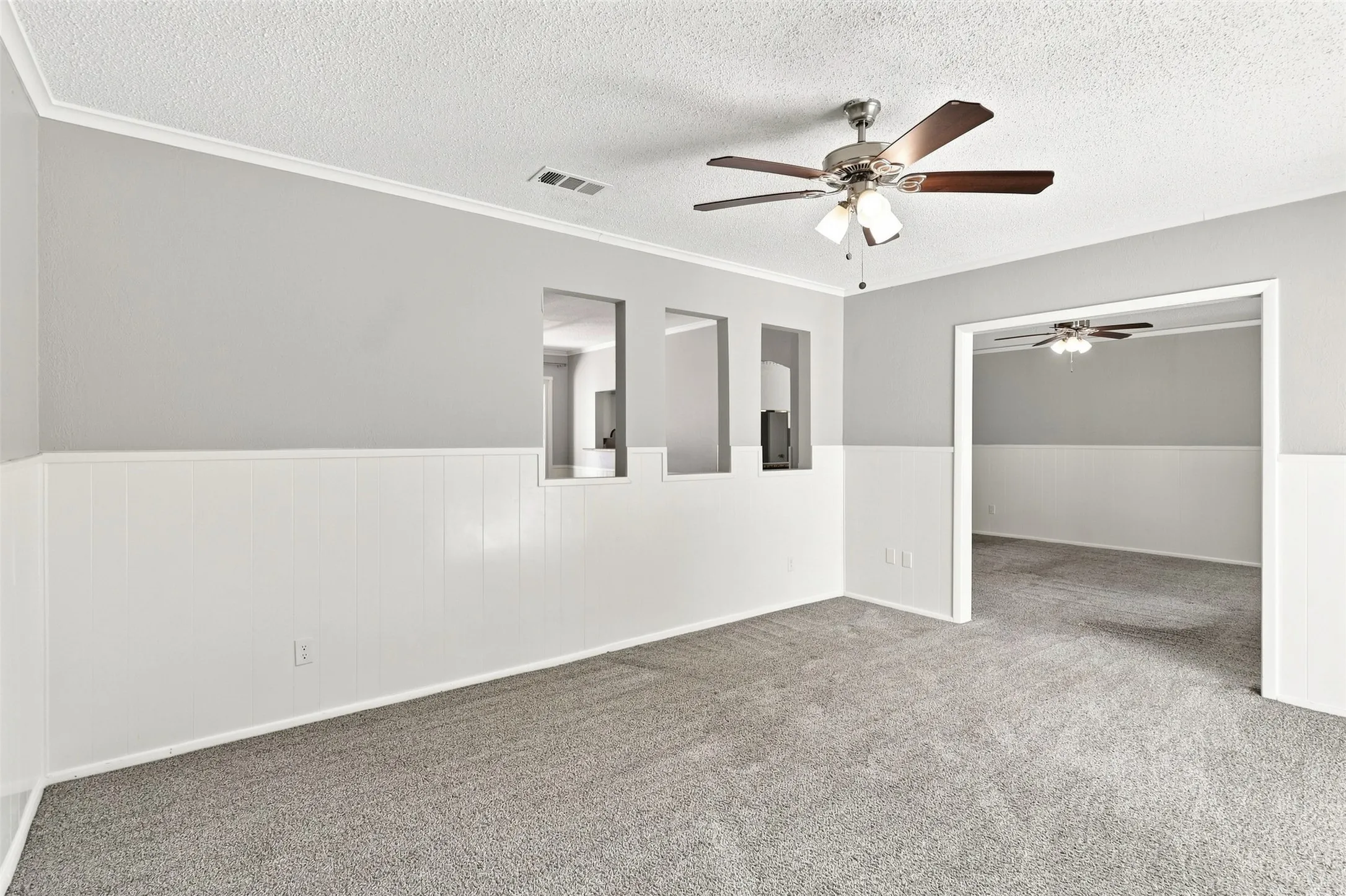 Single Family Residence For Sale in Tarrant County , 7544 Monterrey Drive, Fort Worth, Texas 76112, 4 Bedroom, 2 Bathroom, 2 Garage spaces, 2,099 Sqft, built in 1966, mls#21383983, Real Estate Agent in Fort Worth, Homes For Sale in Tarrant county, Homes For Sale in Fort Worth, Realtor in Fort Worth Texas, Real Estate Brokerage Independent Realty Texas, Luminita Cordes Realtor