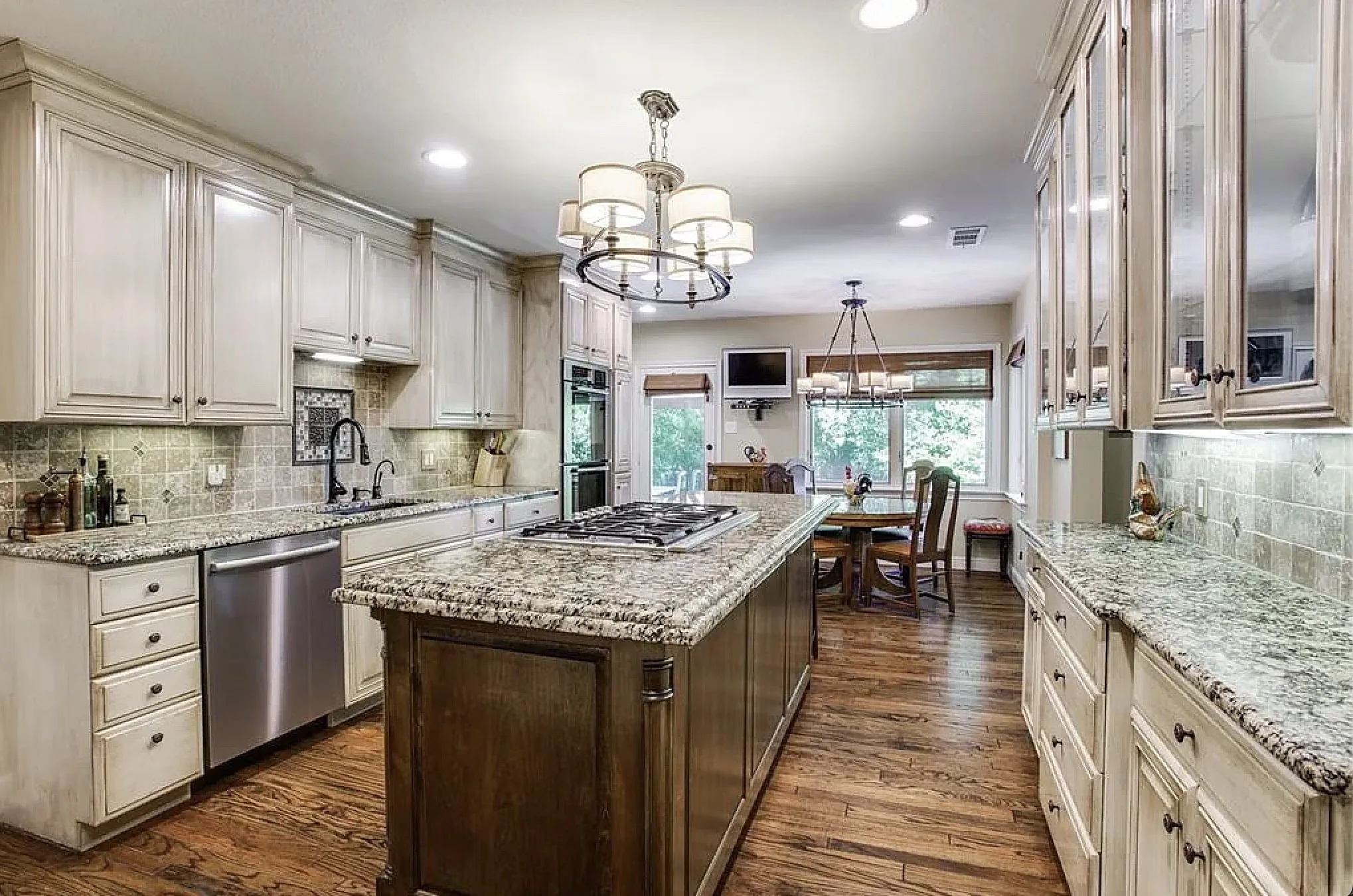 Single Family Residence For Rent in Dallas County , 4825 Crooked Lane, Dallas, Texas 75229, 3 Bedroom, 4 Bathroom, Garage spaces, 4,444 Sqft, built in 1954, mls#21373218, Real Estate Agent in Dallas, Homes For Rent in Dallas county, Homes For Rent in Dallas, Realtor in Dallas Texas, Real Estate Brokerage Independent Realty Texas, Luminita Cordes Realtor