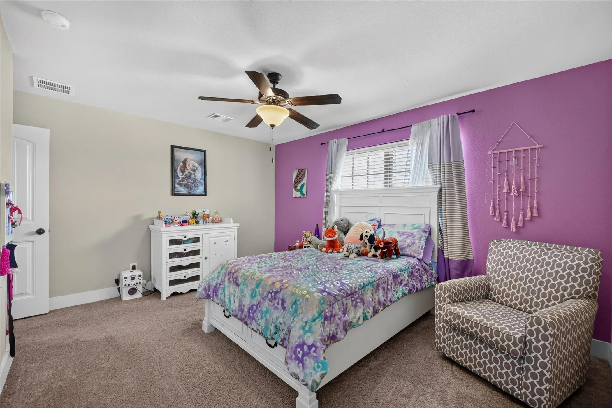 Single Family Residence For Sale in Denton County , 39 S Highland Drive, Sanger, Texas 76266, 4 Bedroom, 3 Bathroom, 3 Garage spaces, 2,849 Sqft, built in 2017, mls#21383104, Real Estate Agent in Sanger, Homes For Sale in Denton county, Homes For Sale in Sanger, Realtor in Sanger Texas, Real Estate Brokerage Independent Realty Texas, Luminita Cordes Realtor