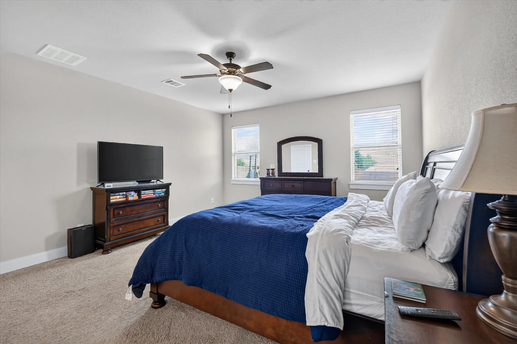 Single Family Residence For Sale in Denton County , 39 S Highland Drive, Sanger, Texas 76266, 4 Bedroom, 3 Bathroom, 3 Garage spaces, 2,849 Sqft, built in 2017, mls#21383104, Real Estate Agent in Sanger, Homes For Sale in Denton county, Homes For Sale in Sanger, Realtor in Sanger Texas, Real Estate Brokerage Independent Realty Texas, Luminita Cordes Realtor