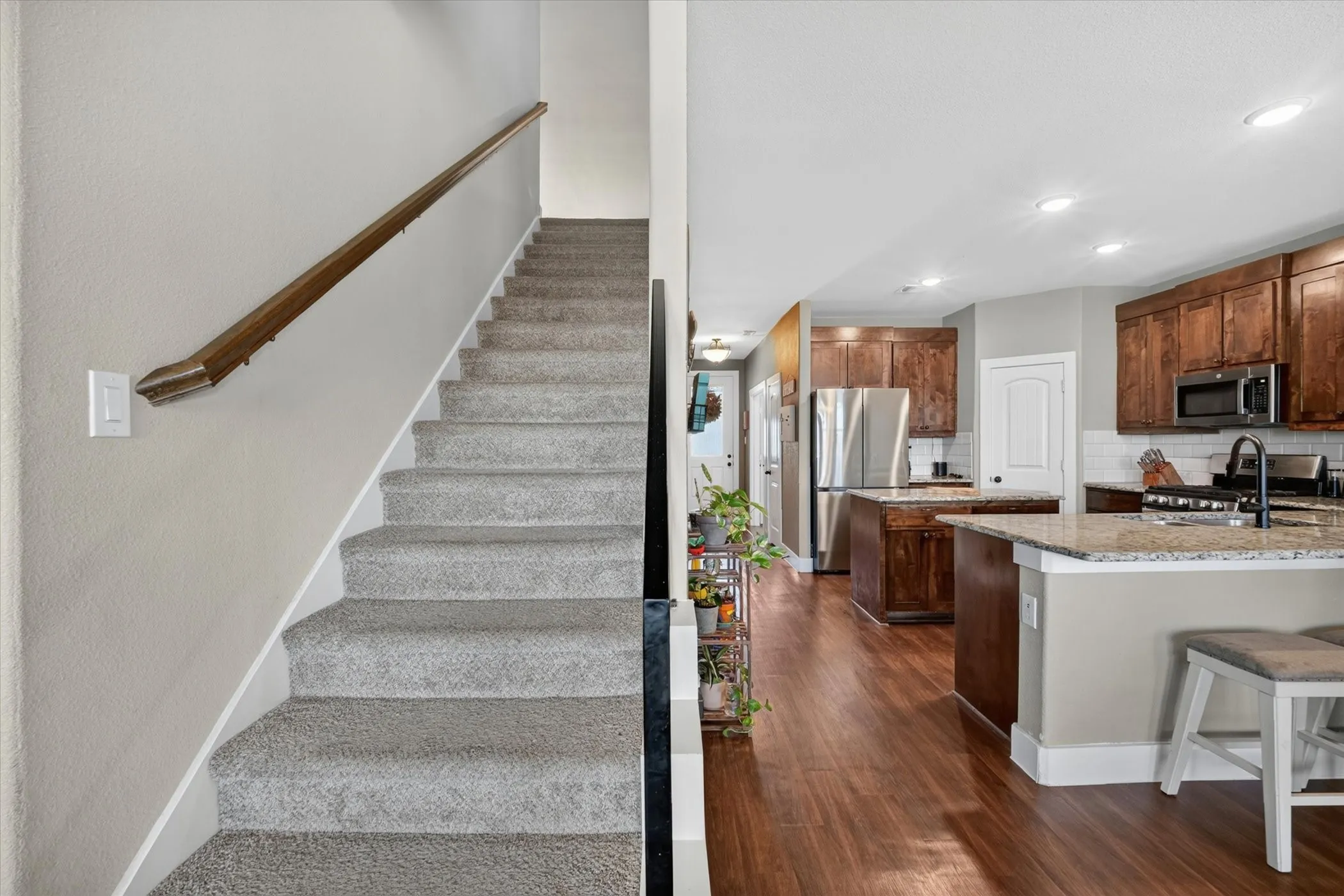 Single Family Residence For Sale in Denton County , 39 S Highland Drive, Sanger, Texas 76266, 4 Bedroom, 3 Bathroom, 3 Garage spaces, 2,849 Sqft, built in 2017, mls#21383104, Real Estate Agent in Sanger, Homes For Sale in Denton county, Homes For Sale in Sanger, Realtor in Sanger Texas, Real Estate Brokerage Independent Realty Texas, Luminita Cordes Realtor