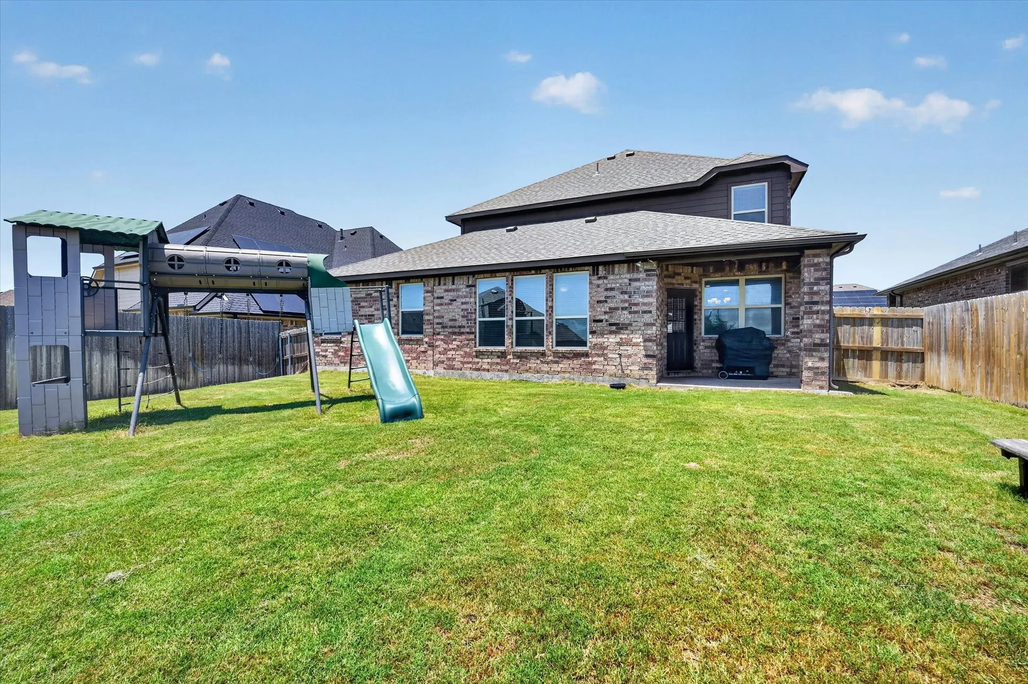 Single Family Residence For Sale in Denton County , 39 S Highland Drive, Sanger, Texas 76266, 4 Bedroom, 3 Bathroom, 3 Garage spaces, 2,849 Sqft, built in 2017, mls#21383104, Real Estate Agent in Sanger, Homes For Sale in Denton county, Homes For Sale in Sanger, Realtor in Sanger Texas, Real Estate Brokerage Independent Realty Texas, Luminita Cordes Realtor