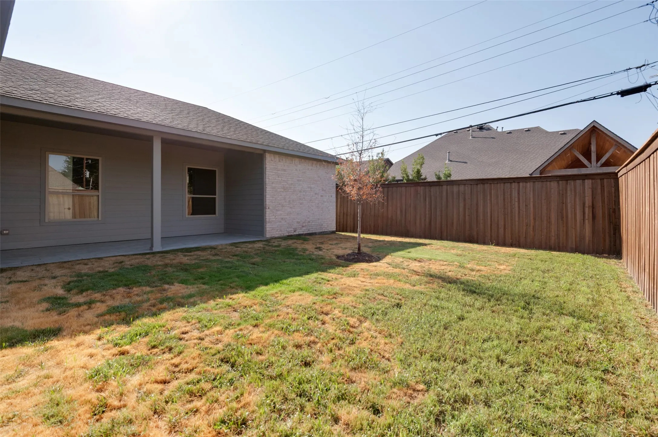 Single Family Residence For Rent in Dallas County , 2654 Mount View Drive, Farmers Branch, Texas 65234, 4 Bedroom, 4 Bathroom, 2 Garage spaces, 2,300 Sqft, built in 2025, mls#21380637, Real Estate Agent in Farmers Branch, Homes For Rent in Dallas county, Homes For Rent in Farmers Branch, Realtor in Farmers Branch Texas, Real Estate Brokerage Independent Realty Texas, Luminita Cordes Realtor
