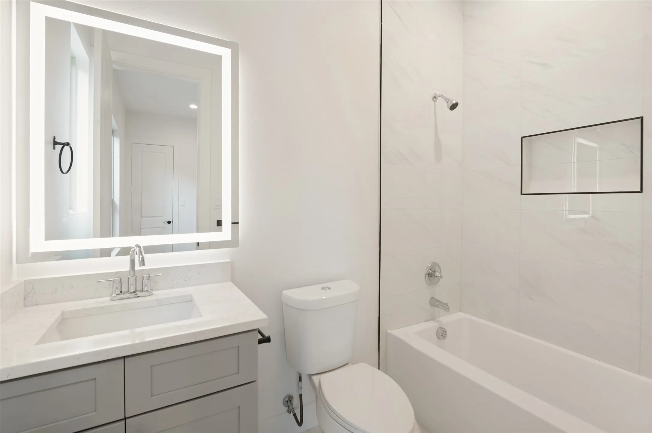 Bedroom #3 ensuite bath