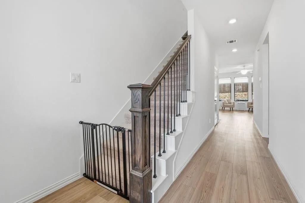 Single Family Residence For Rent in Kaufman County , 1730 Coachman Drive, Forney, Texas 75126, 5 Bedroom, 4 Bathroom, 2 Garage spaces, 2,546 Sqft, built in 2024, mls#21384059, Real Estate Agent in Forney, Homes For Rent in Kaufman county, Homes For Rent in Forney, Realtor in Forney Texas, Real Estate Brokerage Independent Realty Texas, Luminita Cordes Realtor