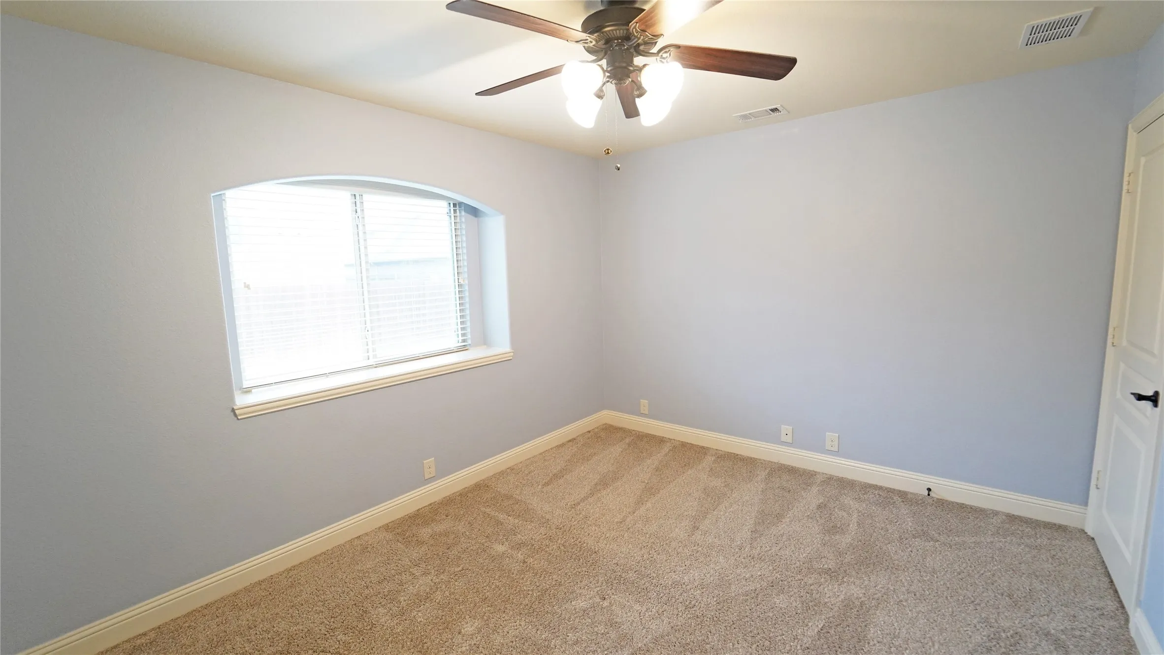 Single Family Residence For Rent in Parker County , 729 Paintbrush Court, Aledo, Texas 76008, 4 Bedroom, 3 Bathroom, 2 Garage spaces, 3,029 Sqft, built in 2016, mls#21384052, Real Estate Agent in Aledo, Homes For Rent in Parker county, Homes For Rent in Aledo, Realtor in Aledo Texas, Real Estate Brokerage Independent Realty Texas, Luminita Cordes Realtor