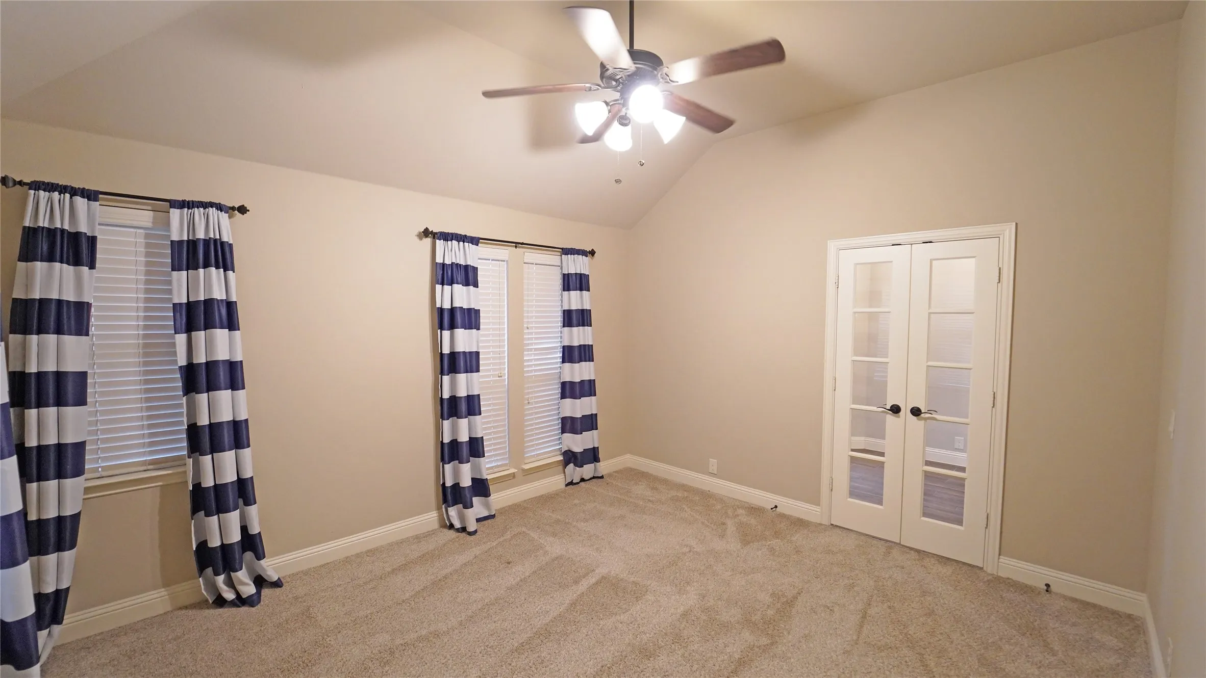 Single Family Residence For Rent in Parker County , 729 Paintbrush Court, Aledo, Texas 76008, 4 Bedroom, 3 Bathroom, 2 Garage spaces, 3,029 Sqft, built in 2016, mls#21384052, Real Estate Agent in Aledo, Homes For Rent in Parker county, Homes For Rent in Aledo, Realtor in Aledo Texas, Real Estate Brokerage Independent Realty Texas, Luminita Cordes Realtor