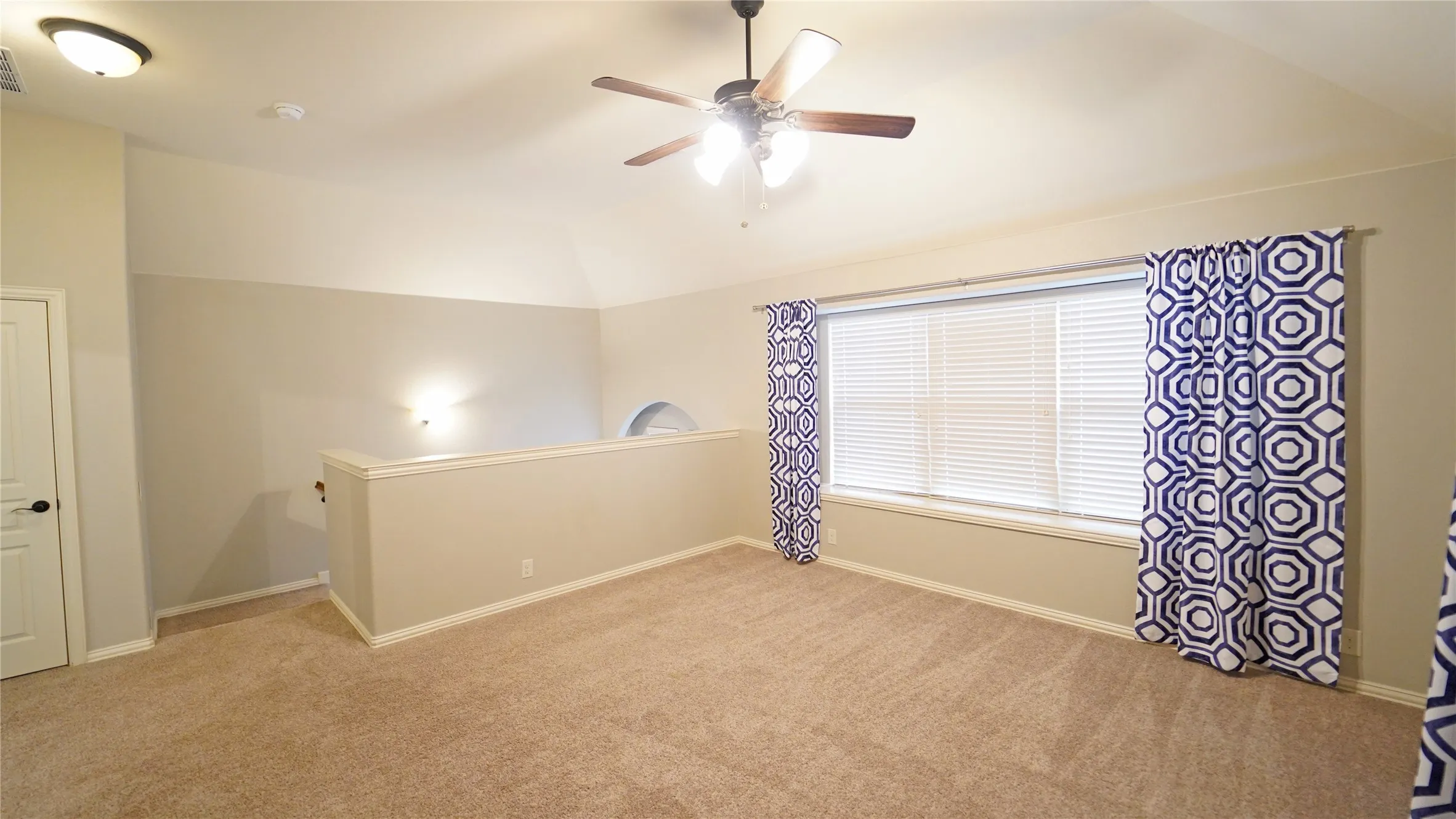 Single Family Residence For Rent in Parker County , 729 Paintbrush Court, Aledo, Texas 76008, 4 Bedroom, 3 Bathroom, 2 Garage spaces, 3,029 Sqft, built in 2016, mls#21384052, Real Estate Agent in Aledo, Homes For Rent in Parker county, Homes For Rent in Aledo, Realtor in Aledo Texas, Real Estate Brokerage Independent Realty Texas, Luminita Cordes Realtor