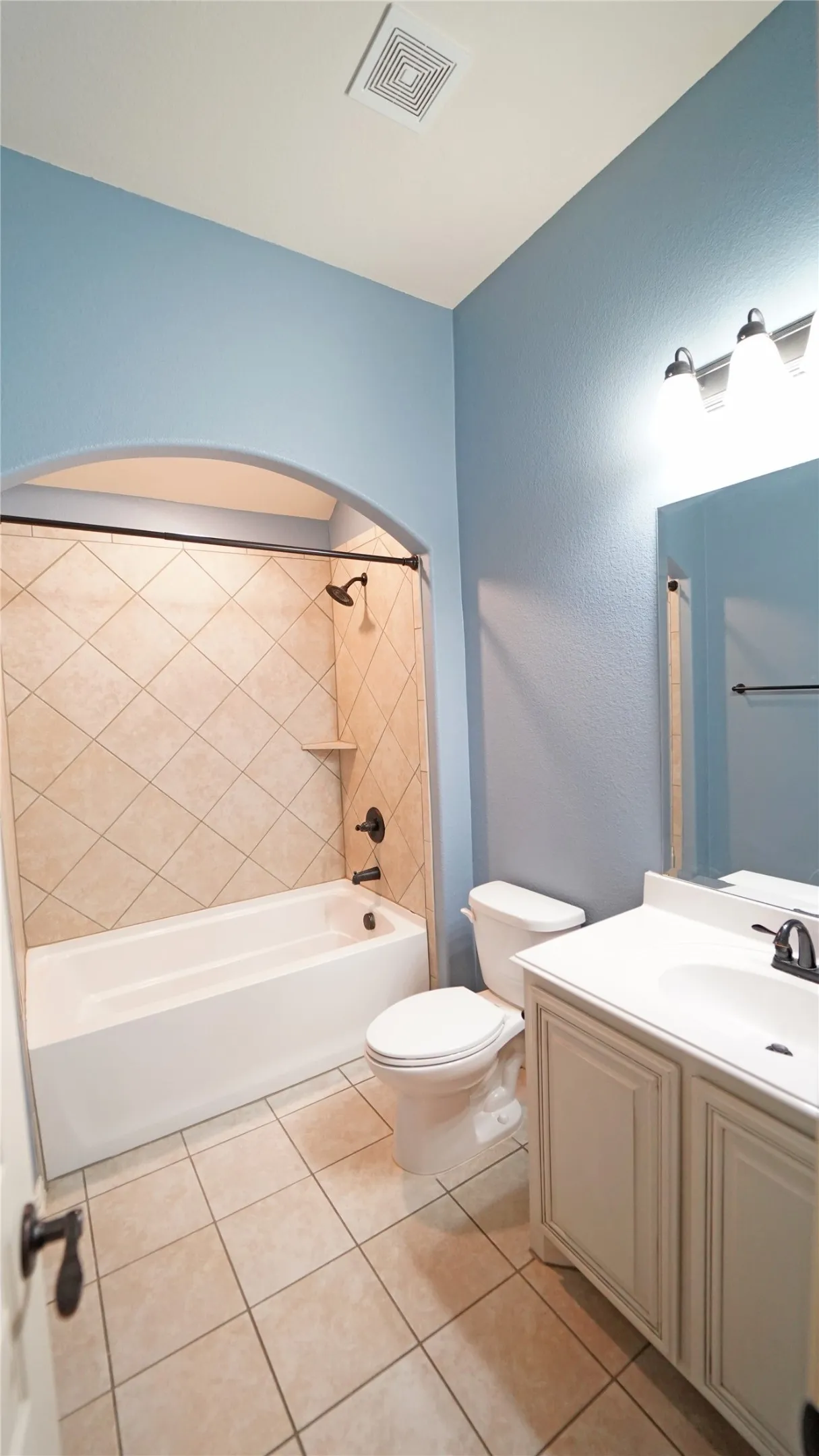 Single Family Residence For Rent in Parker County , 729 Paintbrush Court, Aledo, Texas 76008, 4 Bedroom, 3 Bathroom, 2 Garage spaces, 3,029 Sqft, built in 2016, mls#21384052, Real Estate Agent in Aledo, Homes For Rent in Parker county, Homes For Rent in Aledo, Realtor in Aledo Texas, Real Estate Brokerage Independent Realty Texas, Luminita Cordes Realtor