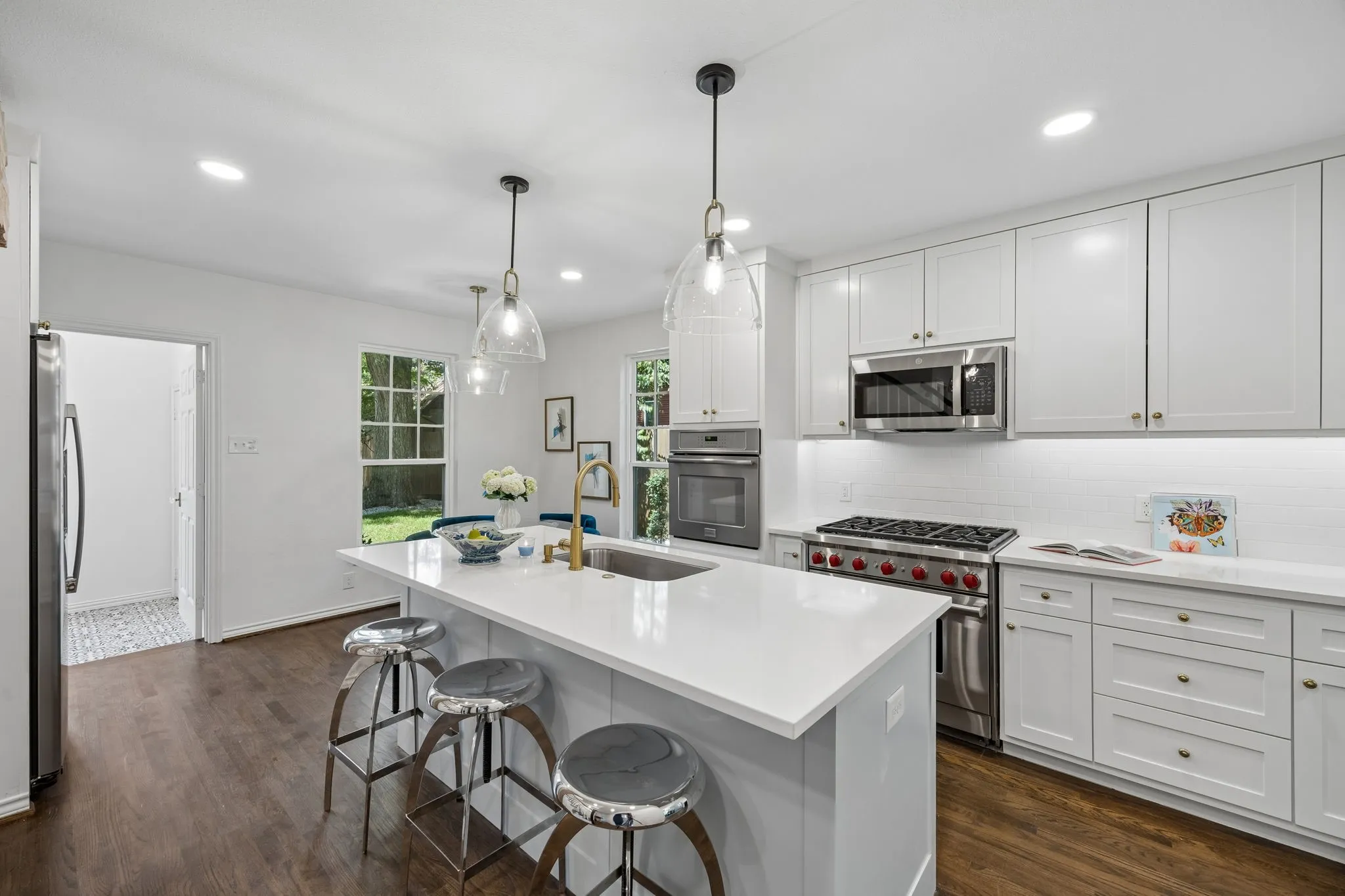 Single Family Residence For Sale in Dallas County , 4915 Junius Street, Dallas, Texas 75214, 3 Bedroom, 3 Bathroom, 2 Garage spaces, 2,972 Sqft, built in 1919, mls#21373797, Real Estate Agent in Dallas, Homes For Sale in Dallas county, Homes For Sale in Dallas, Realtor in Dallas Texas, Real Estate Brokerage Independent Realty Texas, Luminita Cordes Realtor