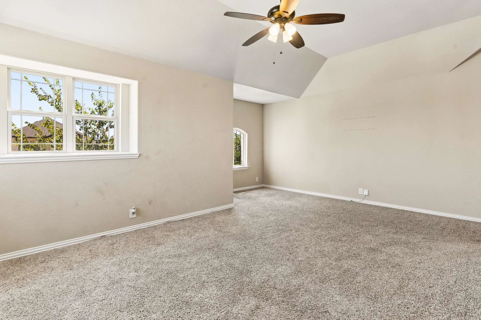 Single Family Residence For Sale in Dallas County , 3101 Summer Star Lane, Mesquite, Texas 75181, 5 Bedroom, 4 Bathroom, 2 Garage spaces, 3,241 Sqft, built in 2020, mls#21384075, Real Estate Agent in Mesquite, Homes For Sale in Dallas county, Homes For Sale in Mesquite, Realtor in Mesquite Texas, Real Estate Brokerage Independent Realty Texas, Luminita Cordes Realtor