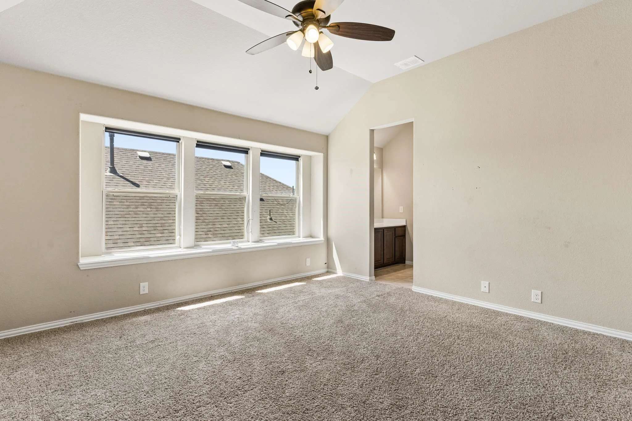 Single Family Residence For Sale in Dallas County , 3101 Summer Star Lane, Mesquite, Texas 75181, 5 Bedroom, 4 Bathroom, 2 Garage spaces, 3,241 Sqft, built in 2020, mls#21384075, Real Estate Agent in Mesquite, Homes For Sale in Dallas county, Homes For Sale in Mesquite, Realtor in Mesquite Texas, Real Estate Brokerage Independent Realty Texas, Luminita Cordes Realtor
