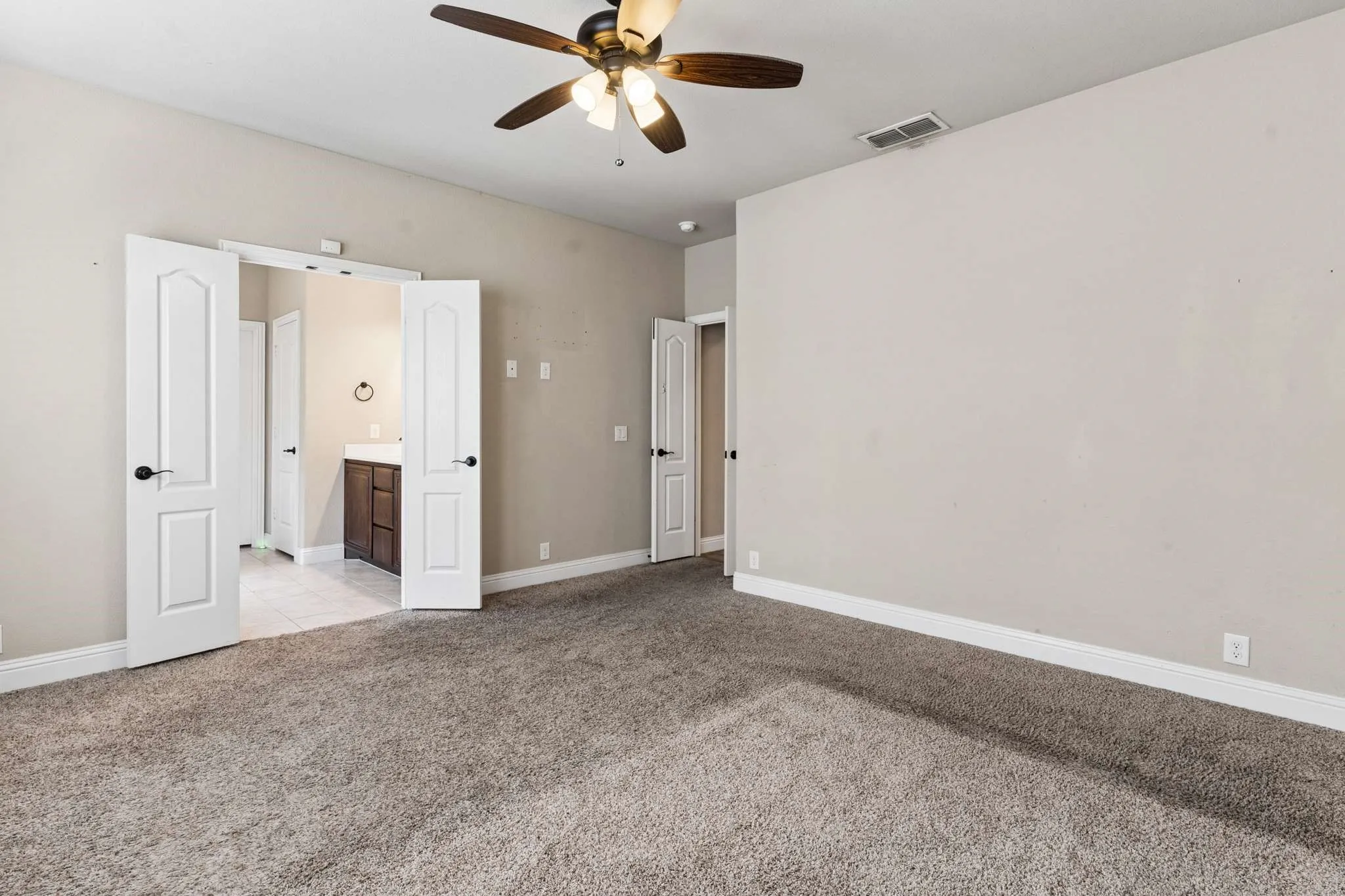 Single Family Residence For Sale in Dallas County , 3101 Summer Star Lane, Mesquite, Texas 75181, 5 Bedroom, 4 Bathroom, 2 Garage spaces, 3,241 Sqft, built in 2020, mls#21384075, Real Estate Agent in Mesquite, Homes For Sale in Dallas county, Homes For Sale in Mesquite, Realtor in Mesquite Texas, Real Estate Brokerage Independent Realty Texas, Luminita Cordes Realtor