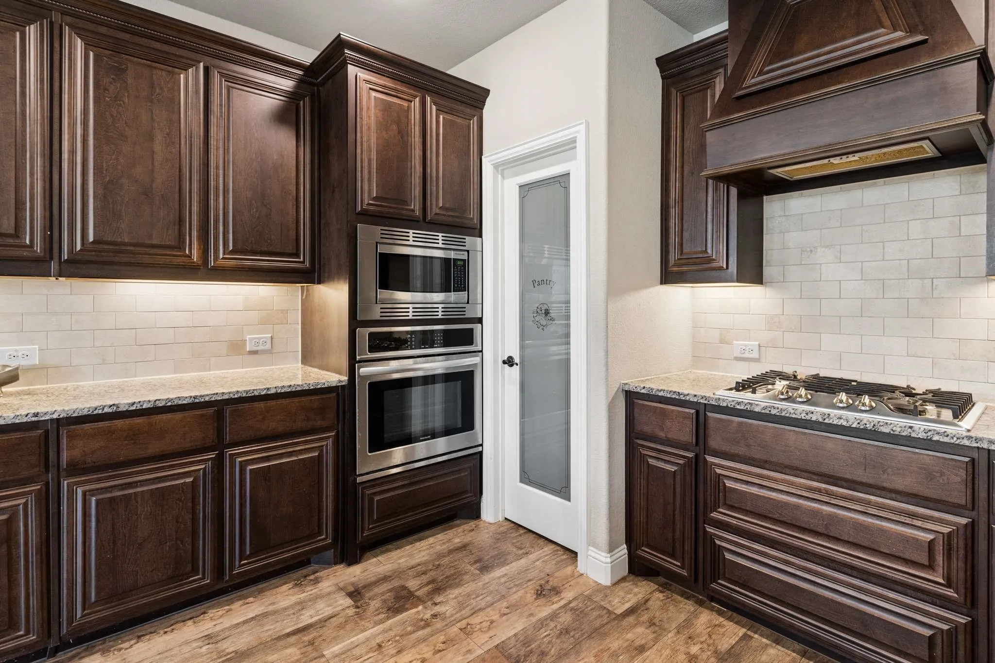Single Family Residence For Sale in Dallas County , 3101 Summer Star Lane, Mesquite, Texas 75181, 5 Bedroom, 4 Bathroom, 2 Garage spaces, 3,241 Sqft, built in 2020, mls#21384075, Real Estate Agent in Mesquite, Homes For Sale in Dallas county, Homes For Sale in Mesquite, Realtor in Mesquite Texas, Real Estate Brokerage Independent Realty Texas, Luminita Cordes Realtor