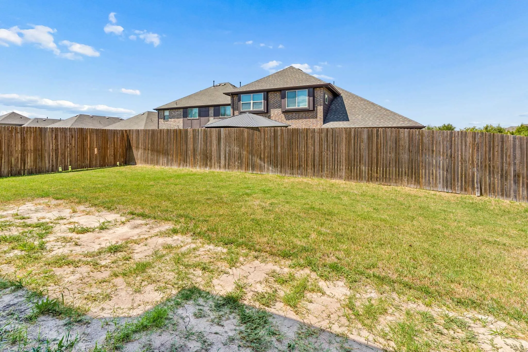 Single Family Residence For Sale in Dallas County , 3101 Summer Star Lane, Mesquite, Texas 75181, 5 Bedroom, 4 Bathroom, 2 Garage spaces, 3,241 Sqft, built in 2020, mls#21384075, Real Estate Agent in Mesquite, Homes For Sale in Dallas county, Homes For Sale in Mesquite, Realtor in Mesquite Texas, Real Estate Brokerage Independent Realty Texas, Luminita Cordes Realtor