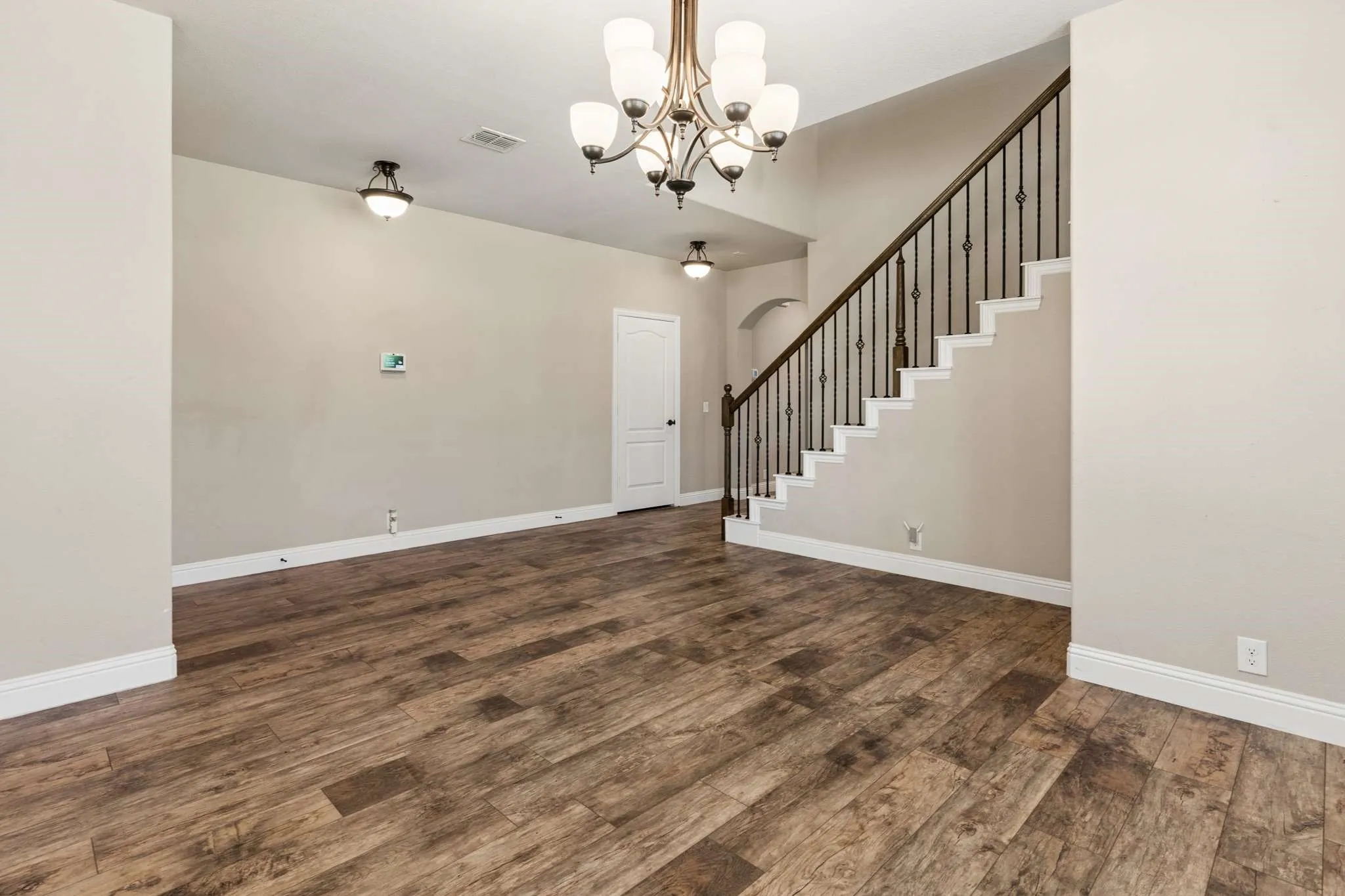 Single Family Residence For Sale in Dallas County , 3101 Summer Star Lane, Mesquite, Texas 75181, 5 Bedroom, 4 Bathroom, 2 Garage spaces, 3,241 Sqft, built in 2020, mls#21384075, Real Estate Agent in Mesquite, Homes For Sale in Dallas county, Homes For Sale in Mesquite, Realtor in Mesquite Texas, Real Estate Brokerage Independent Realty Texas, Luminita Cordes Realtor