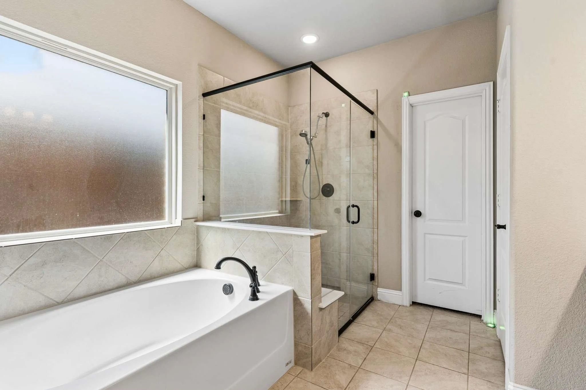 Single Family Residence For Sale in Dallas County , 3101 Summer Star Lane, Mesquite, Texas 75181, 5 Bedroom, 4 Bathroom, 2 Garage spaces, 3,241 Sqft, built in 2020, mls#21384075, Real Estate Agent in Mesquite, Homes For Sale in Dallas county, Homes For Sale in Mesquite, Realtor in Mesquite Texas, Real Estate Brokerage Independent Realty Texas, Luminita Cordes Realtor