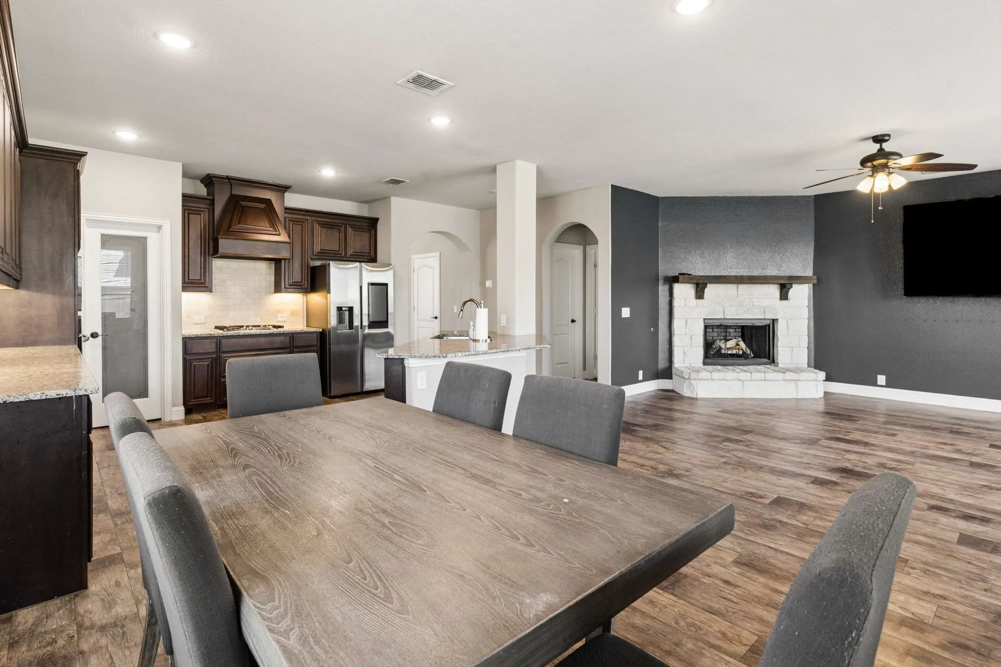 Single Family Residence For Sale in Dallas County , 3101 Summer Star Lane, Mesquite, Texas 75181, 5 Bedroom, 4 Bathroom, 2 Garage spaces, 3,241 Sqft, built in 2020, mls#21384075, Real Estate Agent in Mesquite, Homes For Sale in Dallas county, Homes For Sale in Mesquite, Realtor in Mesquite Texas, Real Estate Brokerage Independent Realty Texas, Luminita Cordes Realtor