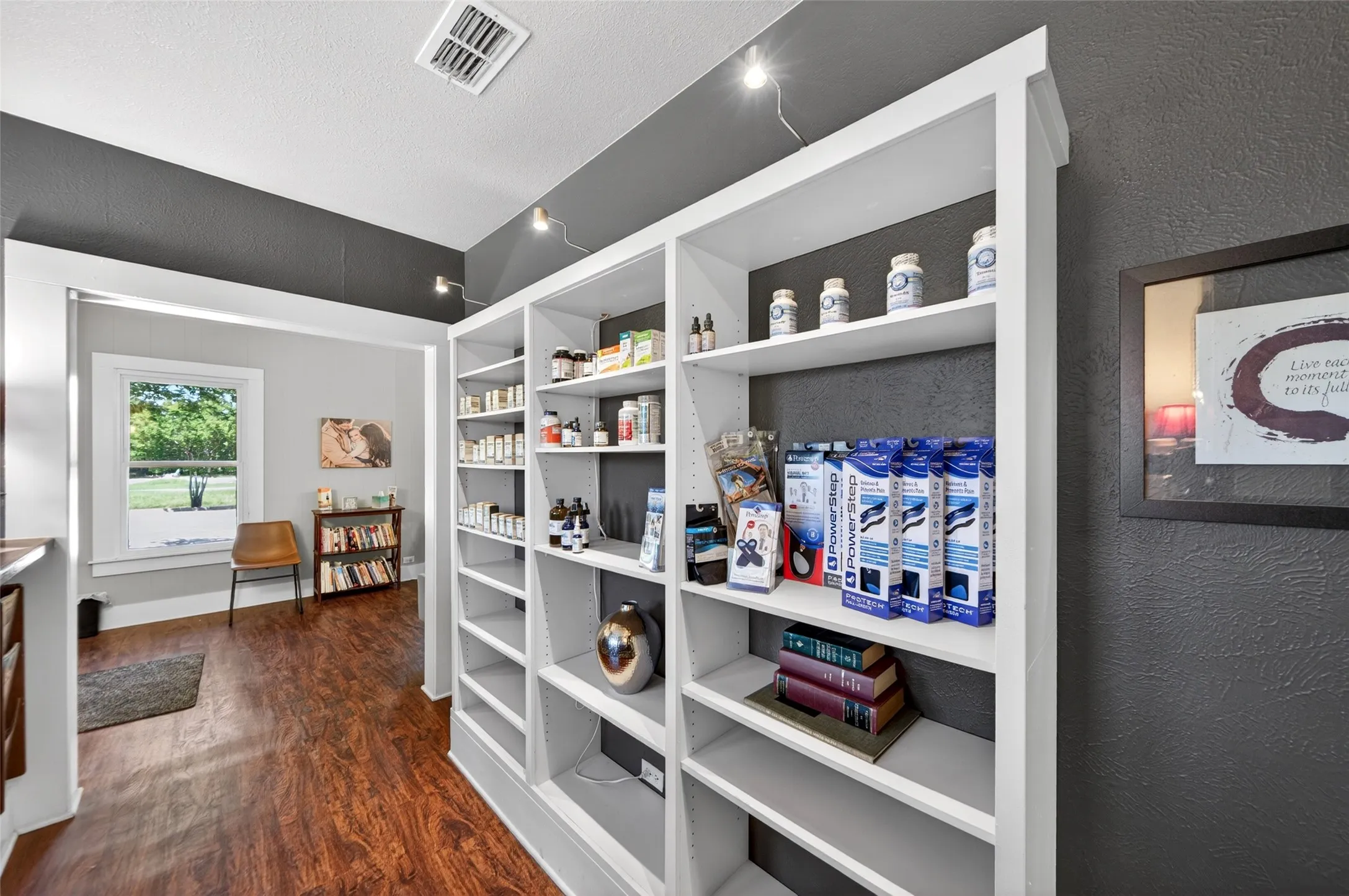 Office For Rent in Collin County , 508 W Main Street, Allen, Texas 75013, 0, 0, Garage spaces, 0 Sqft, built in 1965, mls#21384083, Real Estate Agent in Allen, Homes For Rent in Collin county, Homes For Rent in Allen, Realtor in Allen Texas, Real Estate Brokerage Independent Realty Texas, Luminita Cordes Realtor