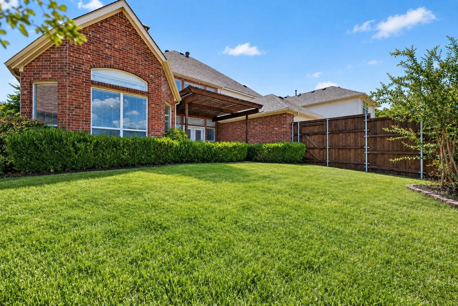 Single Family Residence For Sale in Collin County , 4409 Benton Elm Drive, Plano, Texas 75024, 4 Bedroom, 4 Bathroom, 3 Garage spaces, 3,713 Sqft, built in 2001, mls#21381815, Real Estate Agent in Plano, Homes For Sale in Collin county, Homes For Sale in Plano, Realtor in Plano Texas, Real Estate Brokerage Independent Realty Texas, Luminita Cordes Realtor