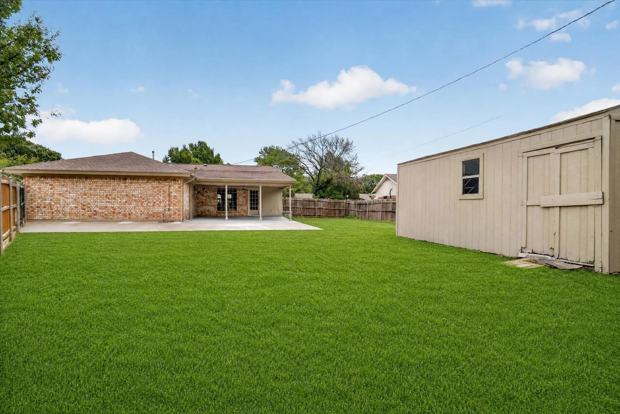 Single Family Residence For Sale in Tarrant County , 5817 Stone Drive, North Richland Hills, Texas 76180, 3 Bedroom, 2 Bathroom, 2 Garage spaces, 1,662 Sqft, built in 1976, mls#21384070, Real Estate Agent in North Richland Hills, Homes For Sale in Tarrant county, Homes For Sale in North Richland Hills, Realtor in North Richland Hills Texas, Real Estate Brokerage Independent Realty Texas, Luminita Cordes Realtor