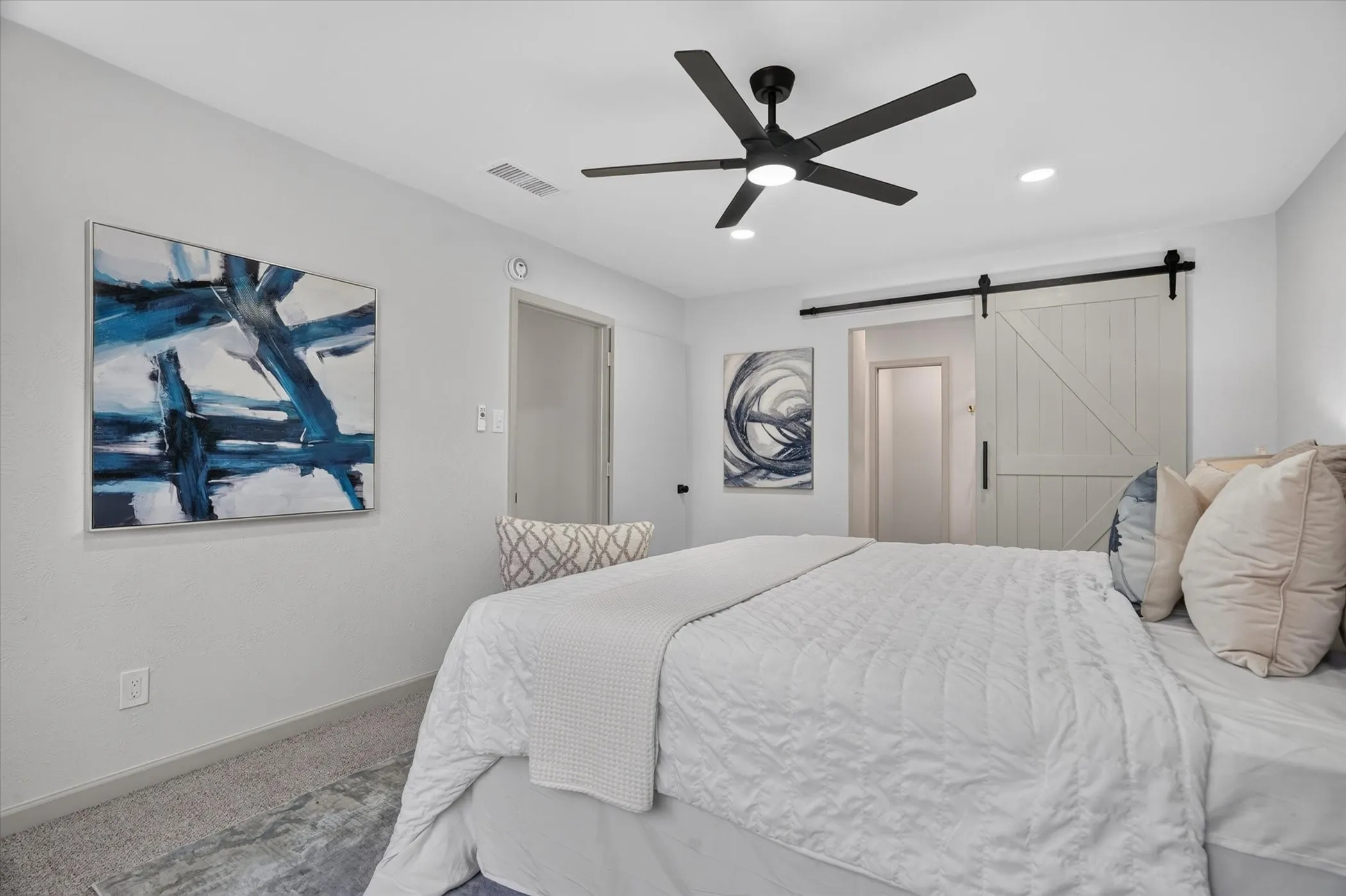 Single Family Residence For Sale in Tarrant County , 5817 Stone Drive, North Richland Hills, Texas 76180, 3 Bedroom, 2 Bathroom, 2 Garage spaces, 1,662 Sqft, built in 1976, mls#21384070, Real Estate Agent in North Richland Hills, Homes For Sale in Tarrant county, Homes For Sale in North Richland Hills, Realtor in North Richland Hills Texas, Real Estate Brokerage Independent Realty Texas, Luminita Cordes Realtor