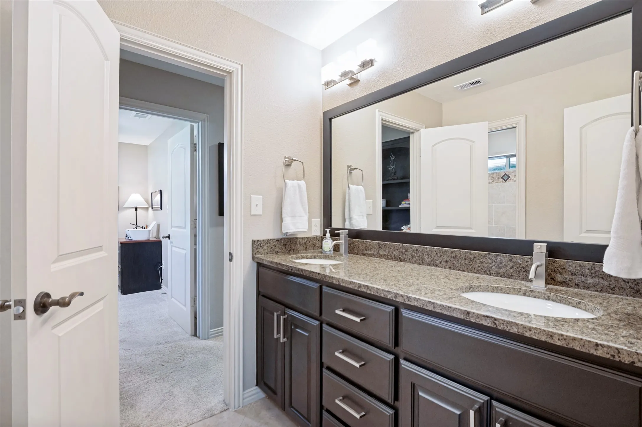 Single Family Residence For Sale in Collin County , 2420 Windsor Place, Plano, Texas 75075, 4 Bedroom, 3 Bathroom, 2 Garage spaces, 2,394 Sqft, built in 1972, mls#21381345, Real Estate Agent in Plano, Homes For Sale in Collin county, Homes For Sale in Plano, Realtor in Plano Texas, Real Estate Brokerage Independent Realty Texas, Luminita Cordes Realtor