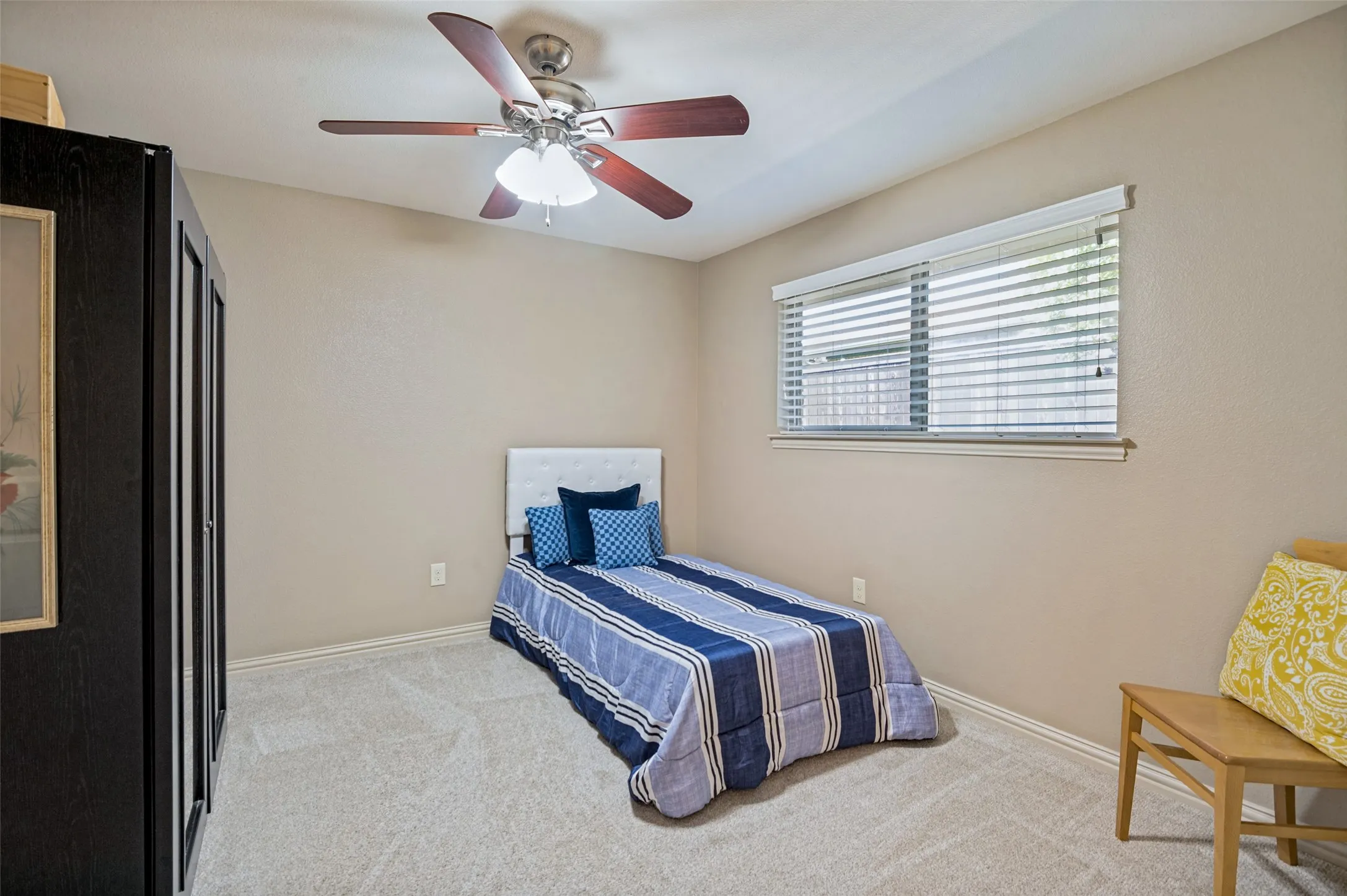 Single Family Residence For Sale in Collin County , 2420 Windsor Place, Plano, Texas 75075, 4 Bedroom, 3 Bathroom, 2 Garage spaces, 2,394 Sqft, built in 1972, mls#21381345, Real Estate Agent in Plano, Homes For Sale in Collin county, Homes For Sale in Plano, Realtor in Plano Texas, Real Estate Brokerage Independent Realty Texas, Luminita Cordes Realtor