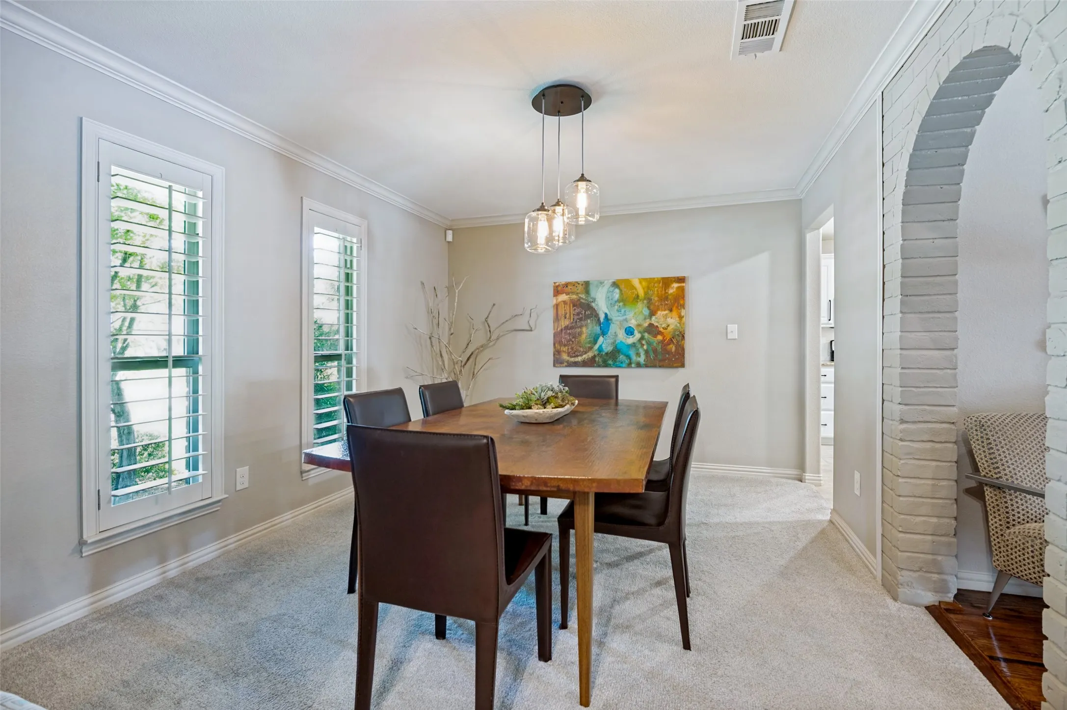 Single Family Residence For Sale in Collin County , 2420 Windsor Place, Plano, Texas 75075, 4 Bedroom, 3 Bathroom, 2 Garage spaces, 2,394 Sqft, built in 1972, mls#21381345, Real Estate Agent in Plano, Homes For Sale in Collin county, Homes For Sale in Plano, Realtor in Plano Texas, Real Estate Brokerage Independent Realty Texas, Luminita Cordes Realtor