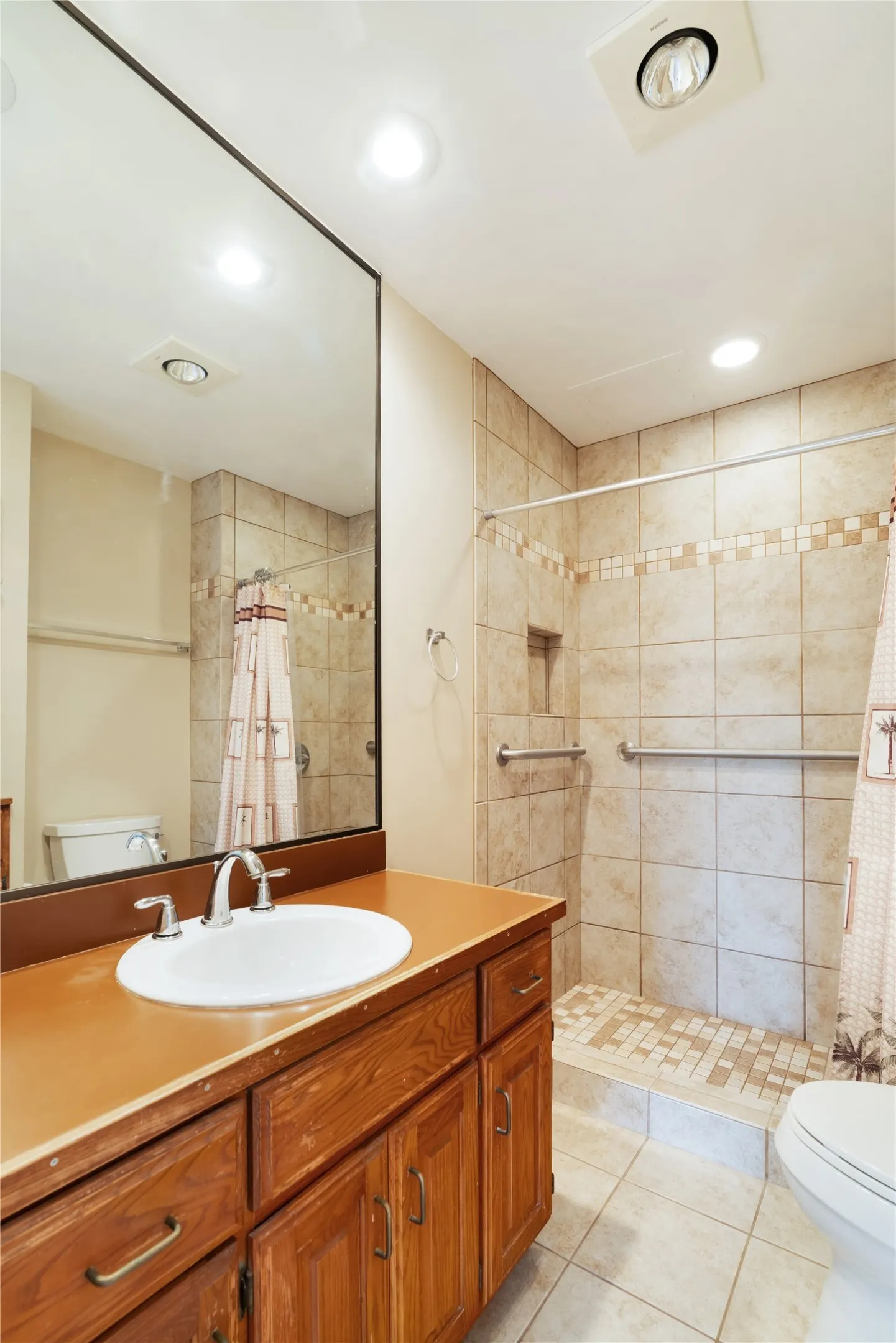 Farm For Sale in Lamar County , 6517 County Road 45600, Blossom, Texas 75416, 3 Bedroom, 2 Bathroom, Garage spaces, 1,143 Sqft, built in 1984, mls#21381147, Real Estate Agent in Blossom, Homes For Sale in Lamar county, Homes For Sale in Blossom, Realtor in Blossom Texas, Real Estate Brokerage Independent Realty Texas, Luminita Cordes Realtor