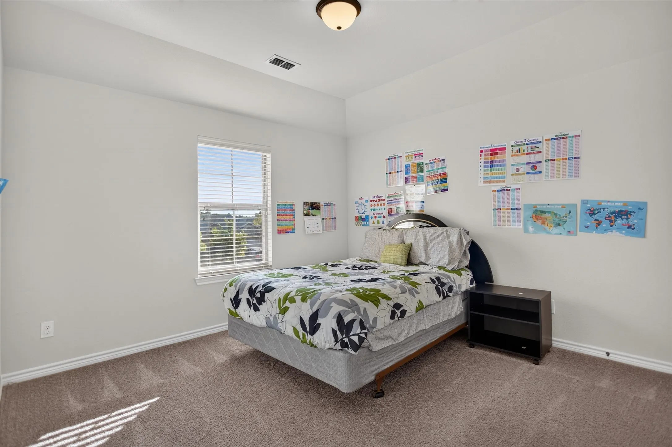 Single Family Residence For Sale in Kaufman County , 105 Zion Lane, Forney, Texas 75126, 4 Bedroom, 3 Bathroom, 3 Garage spaces, 3,040 Sqft, built in 2015, mls#21381665, Real Estate Agent in Forney, Homes For Sale in Kaufman county, Homes For Sale in Forney, Realtor in Forney Texas, Real Estate Brokerage Independent Realty Texas, Luminita Cordes Realtor