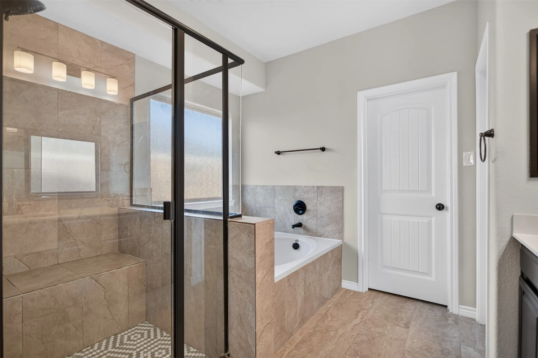 Single Family Residence For Sale in Kaufman County , 105 Zion Lane, Forney, Texas 75126, 4 Bedroom, 3 Bathroom, 3 Garage spaces, 3,040 Sqft, built in 2015, mls#21381665, Real Estate Agent in Forney, Homes For Sale in Kaufman county, Homes For Sale in Forney, Realtor in Forney Texas, Real Estate Brokerage Independent Realty Texas, Luminita Cordes Realtor