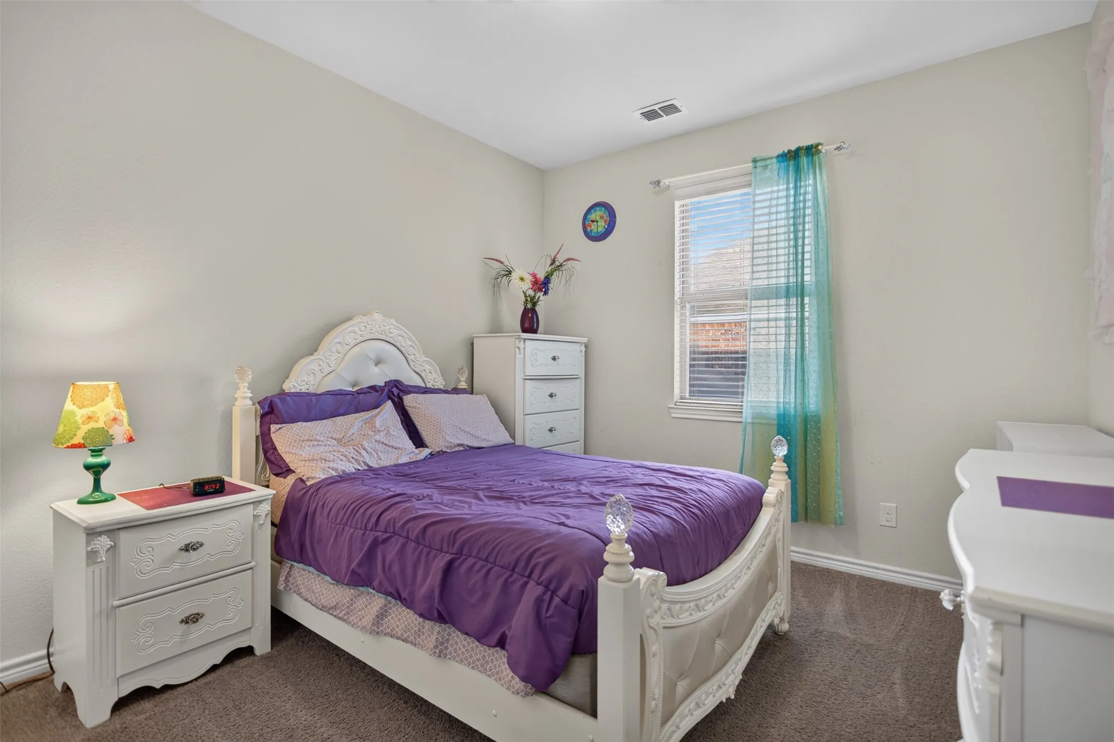 Single Family Residence For Sale in Kaufman County , 105 Zion Lane, Forney, Texas 75126, 4 Bedroom, 3 Bathroom, 3 Garage spaces, 3,040 Sqft, built in 2015, mls#21381665, Real Estate Agent in Forney, Homes For Sale in Kaufman county, Homes For Sale in Forney, Realtor in Forney Texas, Real Estate Brokerage Independent Realty Texas, Luminita Cordes Realtor