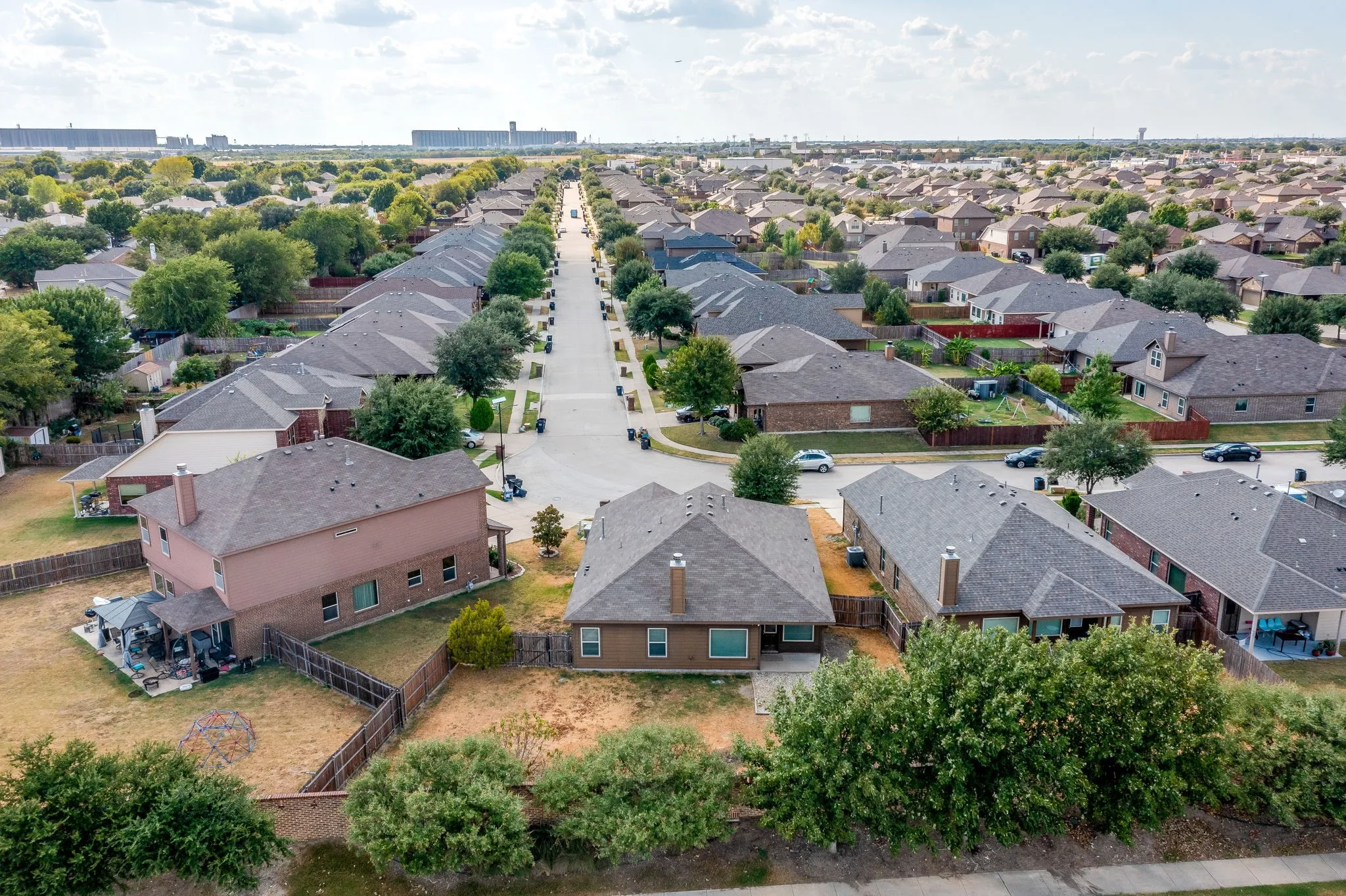 Single Family Residence For Sale in Tarrant County , 1956 Kachina Lodge Road, Fort Worth, Texas 76131, 4 Bedroom, 2 Bathroom, 2 Garage spaces, 1,529 Sqft, built in 2014, mls#21379843, Real Estate Agent in Fort Worth, Homes For Sale in Tarrant county, Homes For Sale in Fort Worth, Realtor in Fort Worth Texas, Real Estate Brokerage Independent Realty Texas, Luminita Cordes Realtor