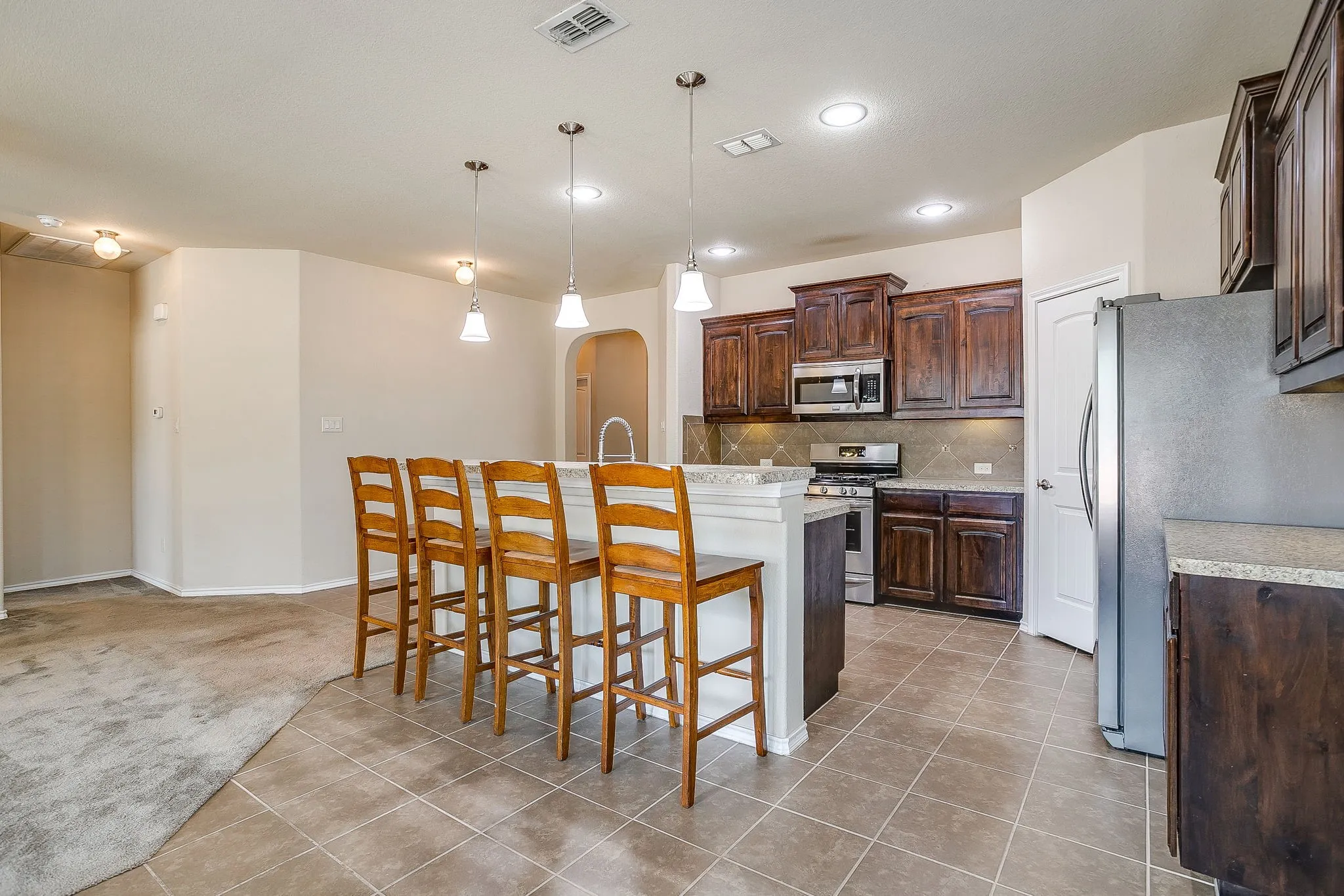 Single Family Residence For Sale in Tarrant County , 1956 Kachina Lodge Road, Fort Worth, Texas 76131, 4 Bedroom, 2 Bathroom, 2 Garage spaces, 1,529 Sqft, built in 2014, mls#21379843, Real Estate Agent in Fort Worth, Homes For Sale in Tarrant county, Homes For Sale in Fort Worth, Realtor in Fort Worth Texas, Real Estate Brokerage Independent Realty Texas, Luminita Cordes Realtor