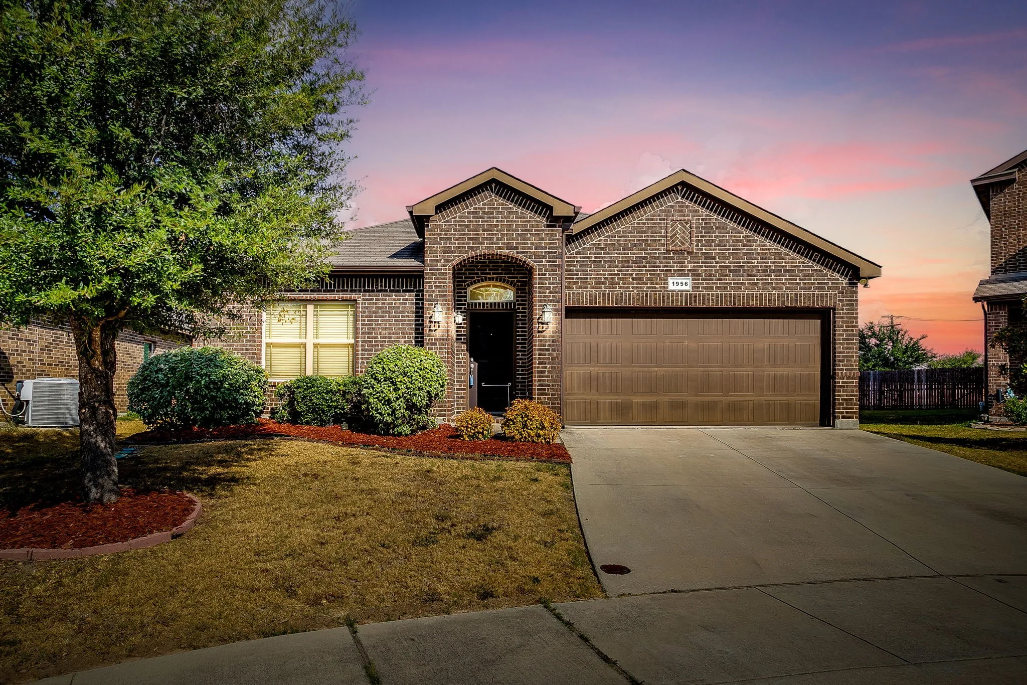 Single Family Residence For Sale in Tarrant County , 1956 Kachina Lodge Road, Fort Worth, Texas 76131, 4 Bedroom, 2 Bathroom, 2 Garage spaces, 1,529 Sqft, built in 2014, mls#21379843, Real Estate Agent in Fort Worth, Homes For Sale in Tarrant county, Homes For Sale in Fort Worth, Realtor in Fort Worth Texas, Real Estate Brokerage Independent Realty Texas, Luminita Cordes Realtor