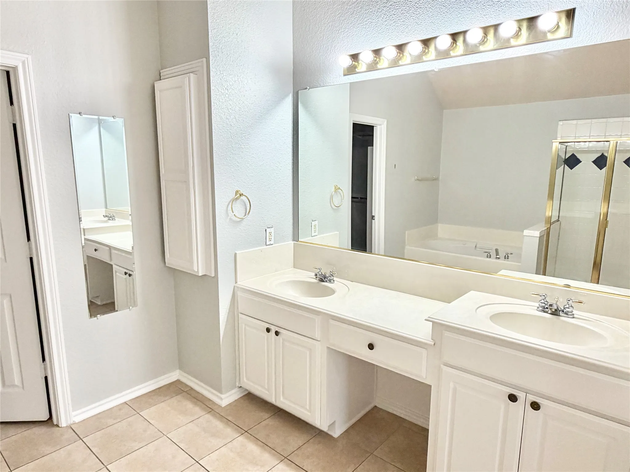 Single Family Residence For Rent in Denton County , 140 Fallkirk Drive, Coppell, Texas 75019, 4 Bedroom, 3 Bathroom, 2 Garage spaces, 2,886 Sqft, built in 1999, mls#21383749, Real Estate Agent in Coppell, Homes For Rent in Denton county, Homes For Rent in Coppell, Realtor in Coppell Texas, Real Estate Brokerage Independent Realty Texas, Luminita Cordes Realtor